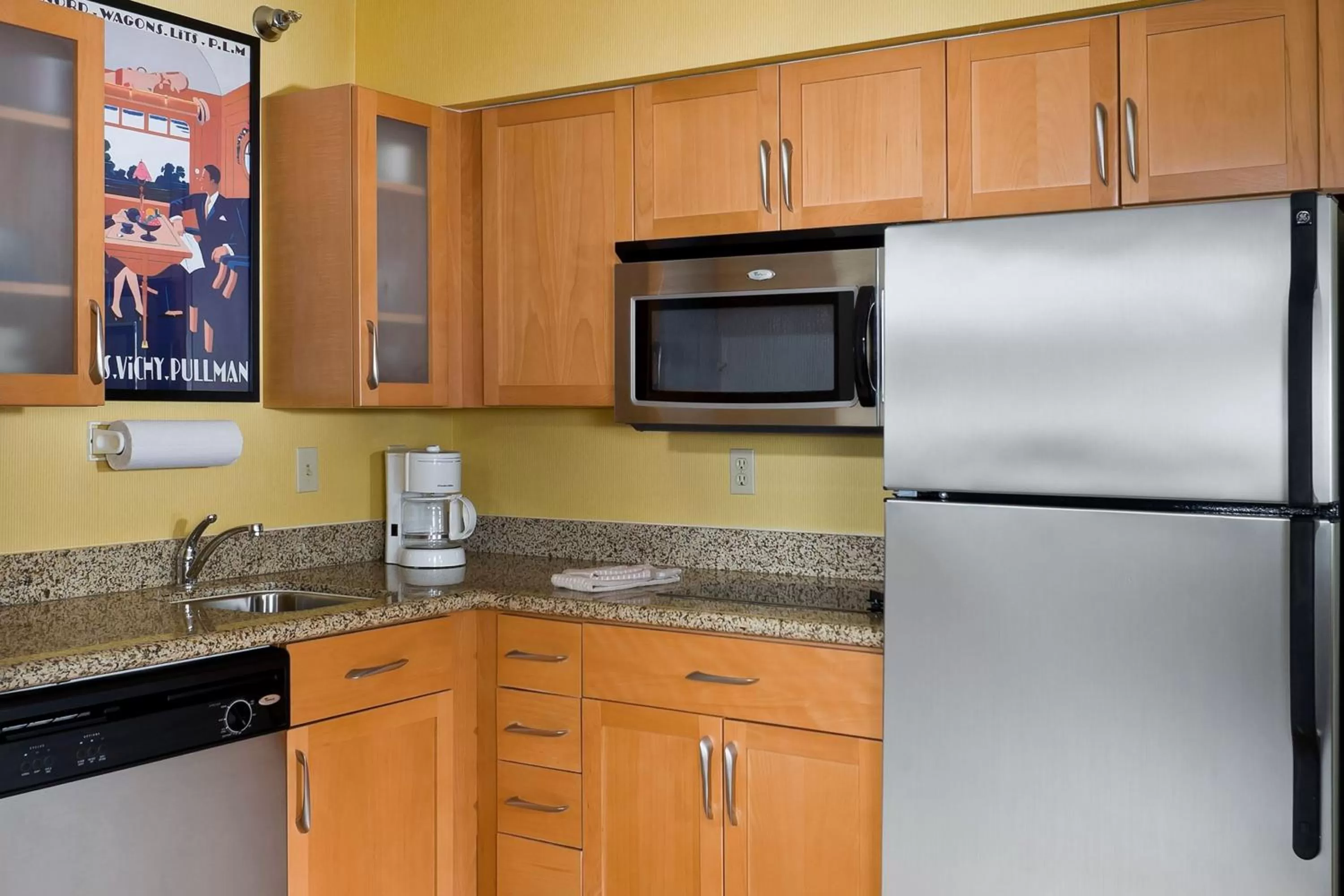 Kitchen or kitchenette in Residence Inn by Marriott Peoria