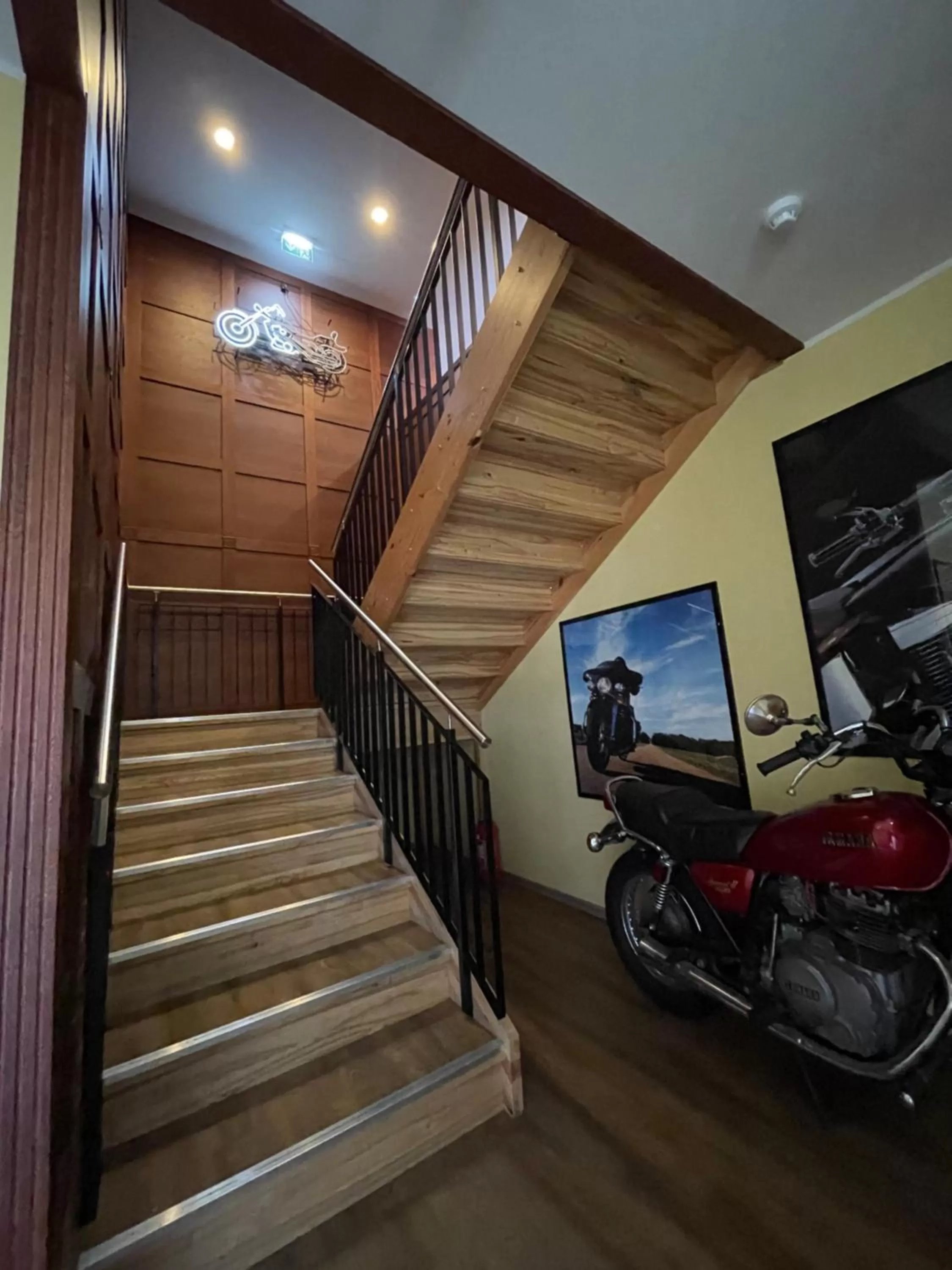 TV/Entertainment Center in Aleksandri Guesthouse