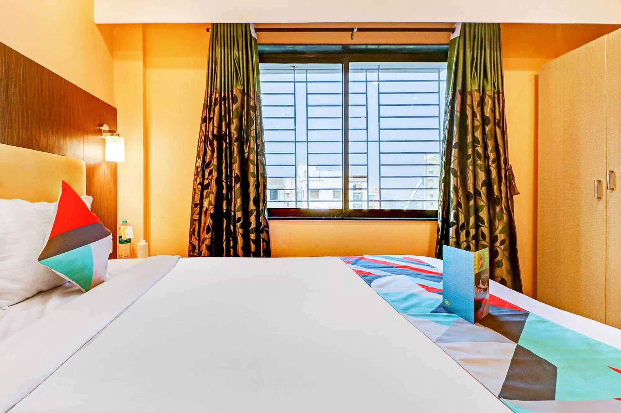 Bedroom, Bed in FabExpress Step Inn - Nr Biswa Bangla Gate