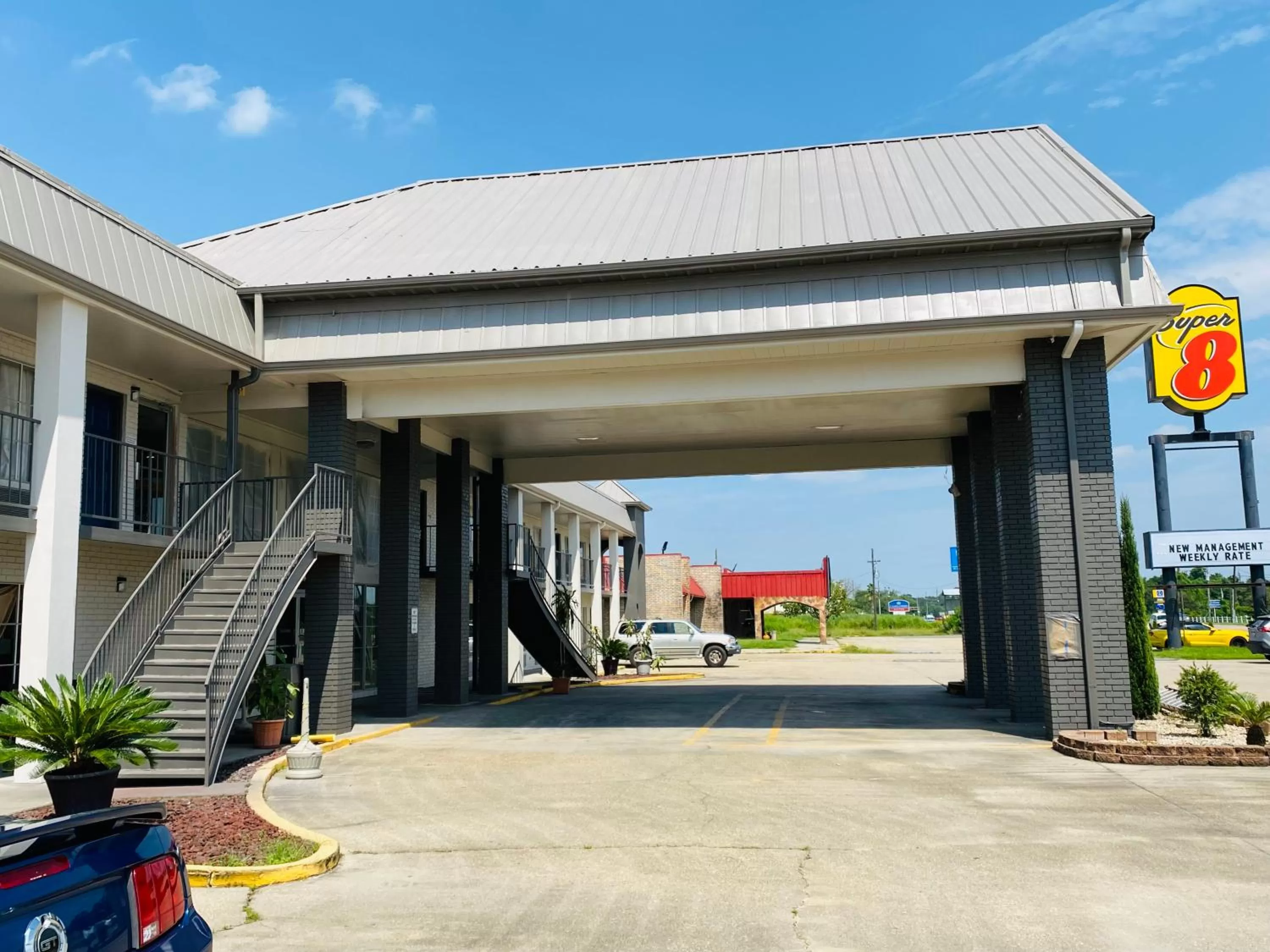 Property building in Super 8 by Wyndham New Iberia