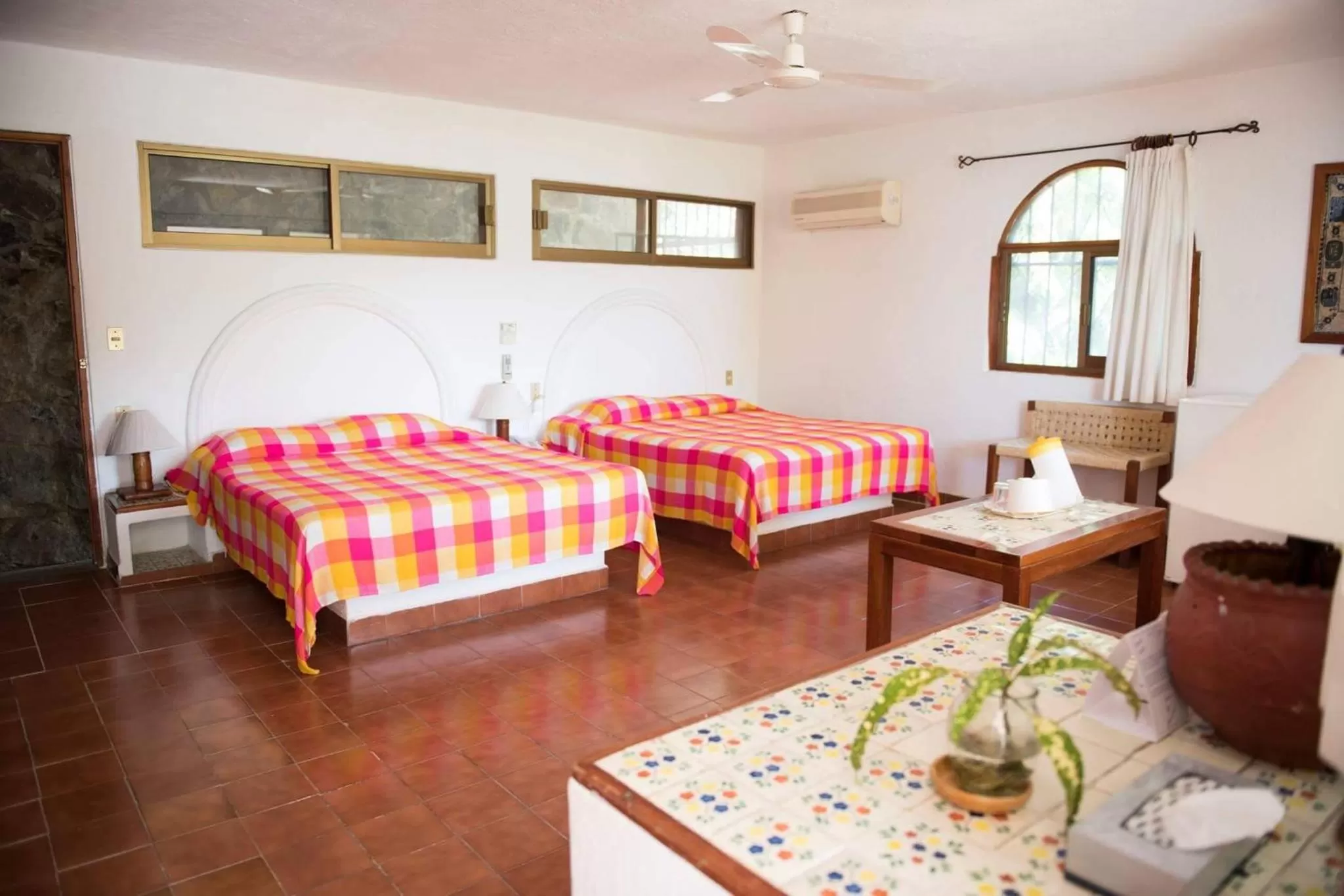 Bed in Hotel Catalina Beach Resort