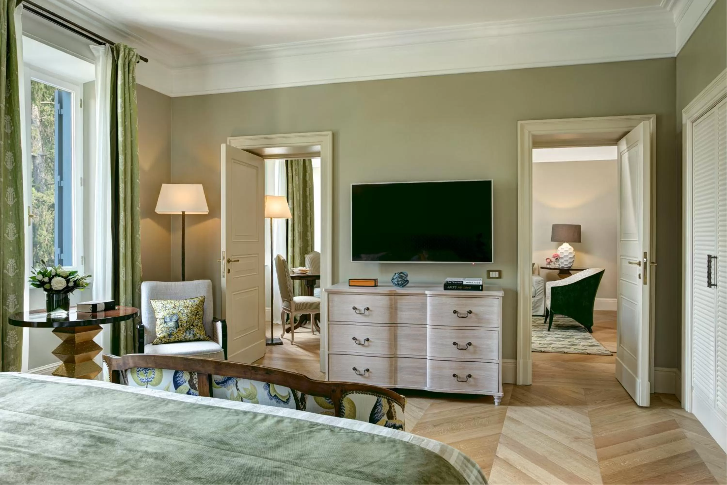 Restaurant/places to eat in Rocco Forte Hotel De Russie