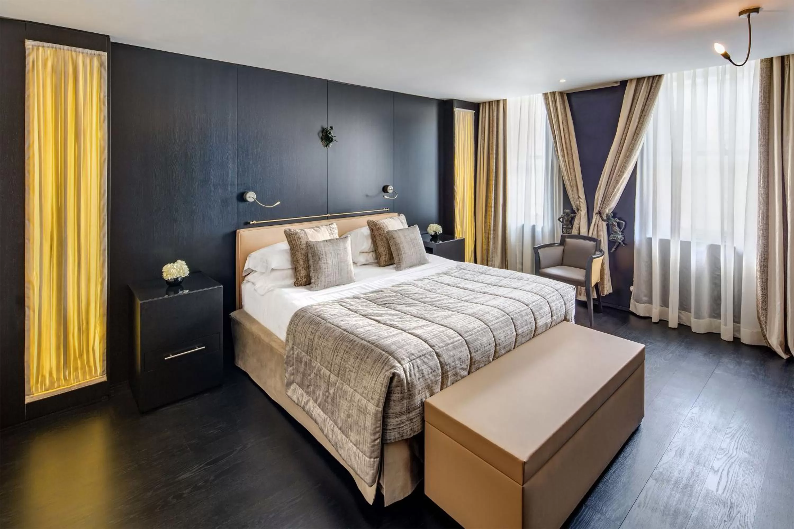 Bathroom in 60 Hyde Park Gate Hotel