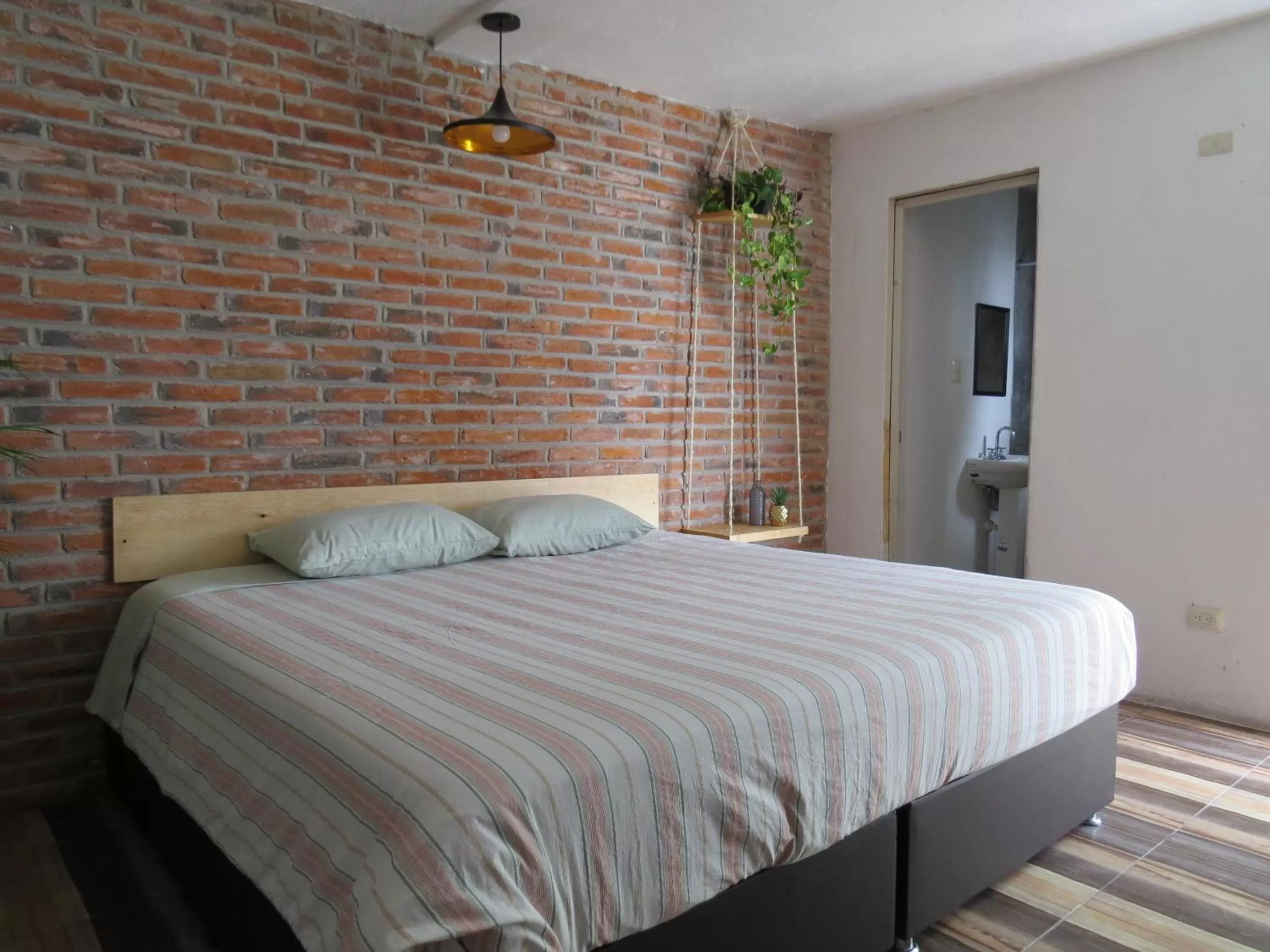 Bed in Hostal Hoja Santa