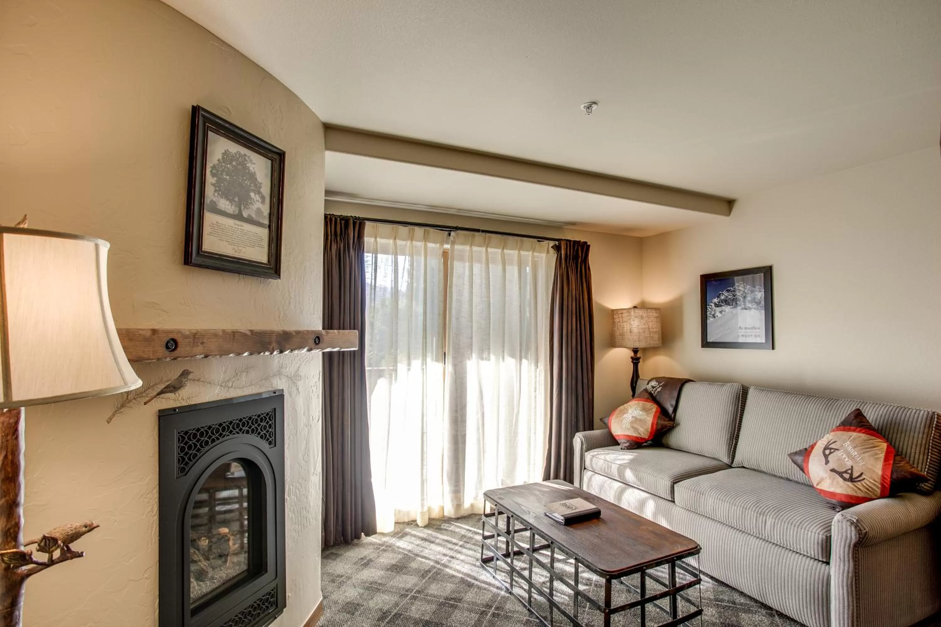 Photo of the whole room in Bavarian Lodge