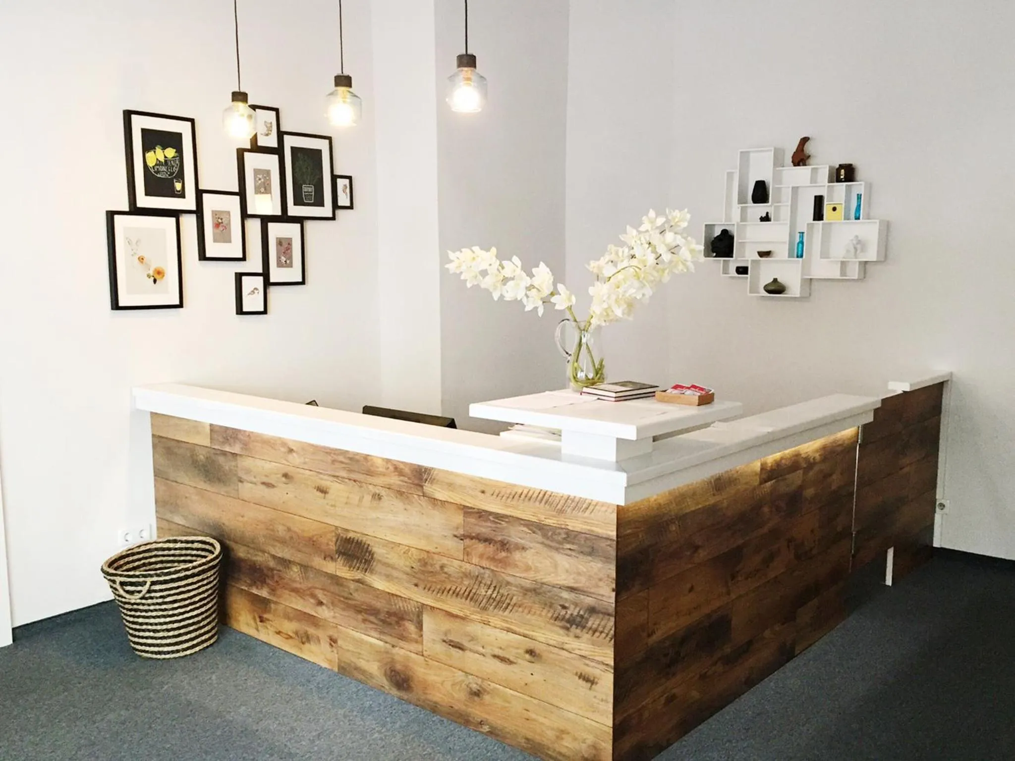 Property logo or sign in Pension Absolut Berlin