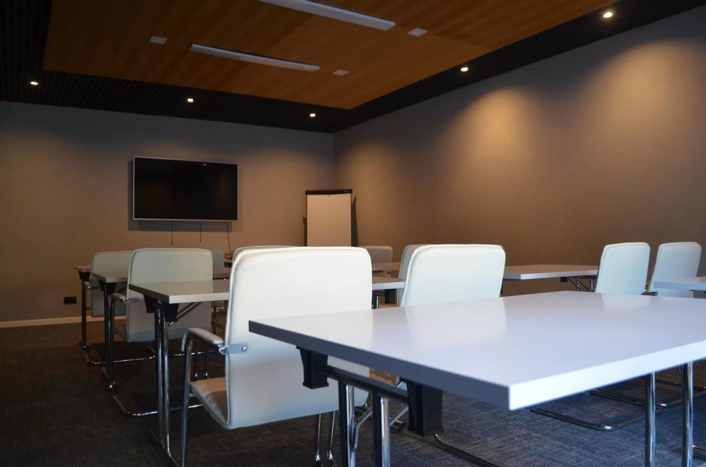 Business facilities in Ursuletul Predeal