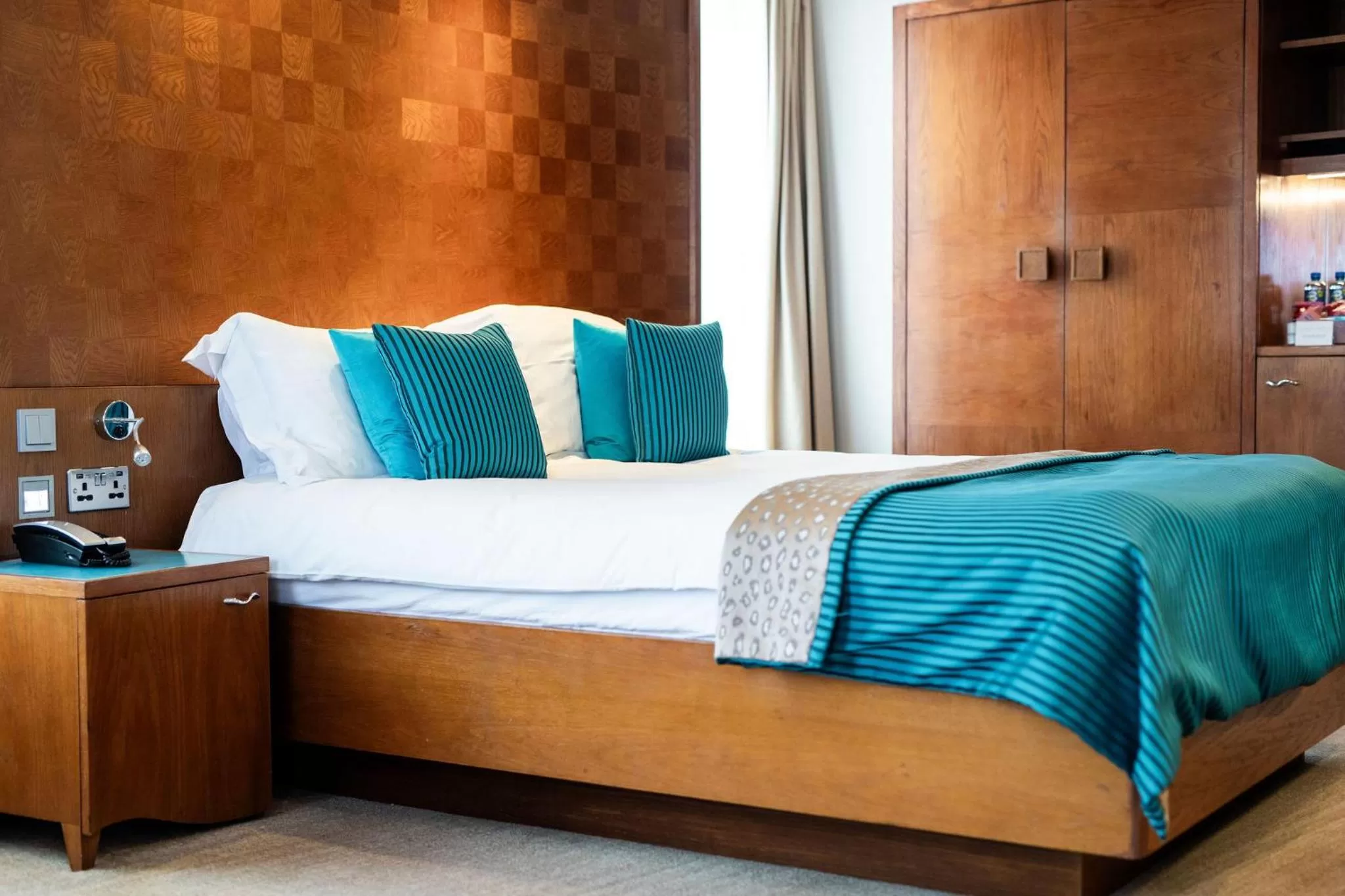 Bedroom, Bed in The Royal Yacht