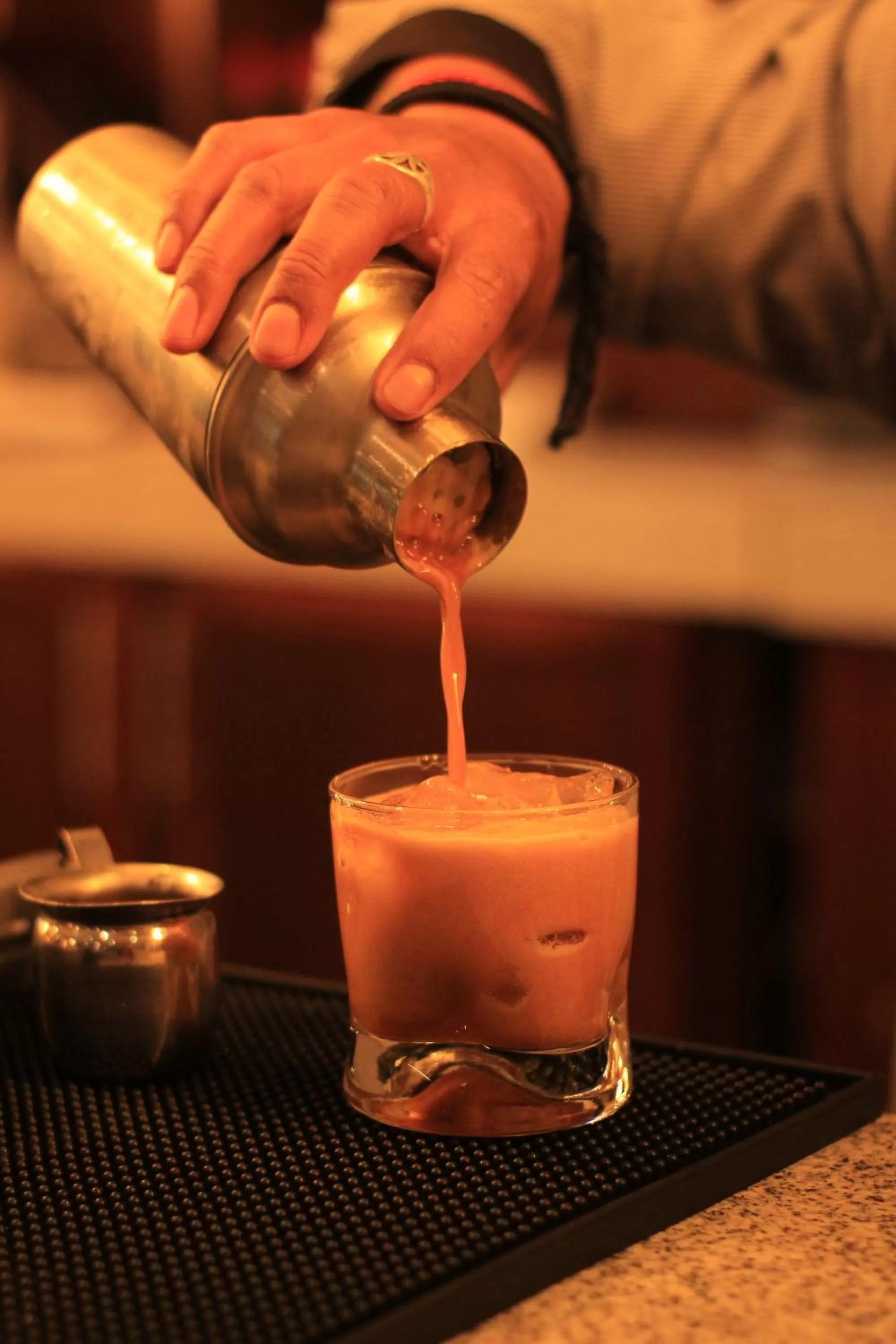 Lounge or bar in Hotel Meson del Puente