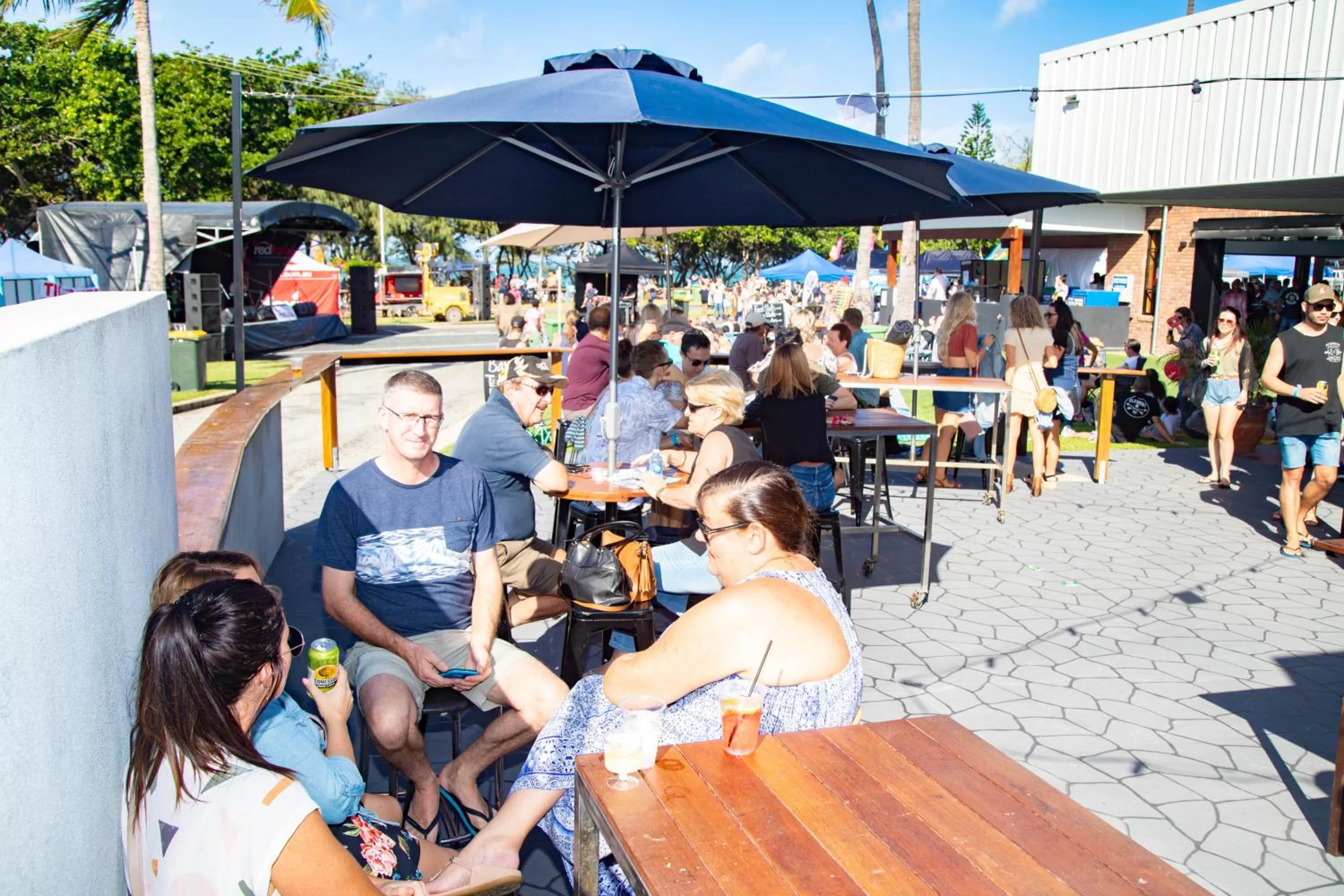 Restaurant/places to eat in Mackay Seabreeze Apartments