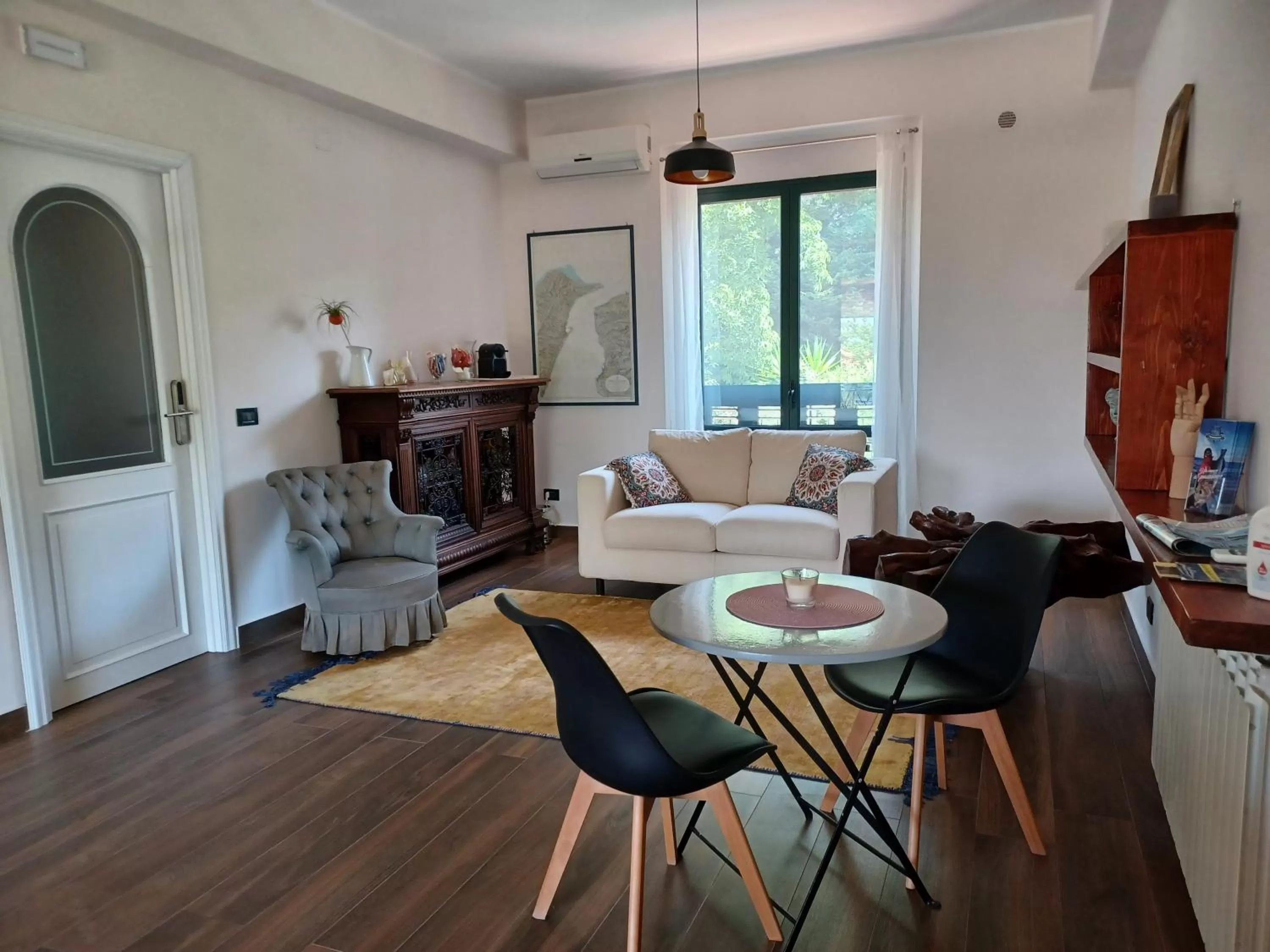 Living room, Seating Area in Anthea