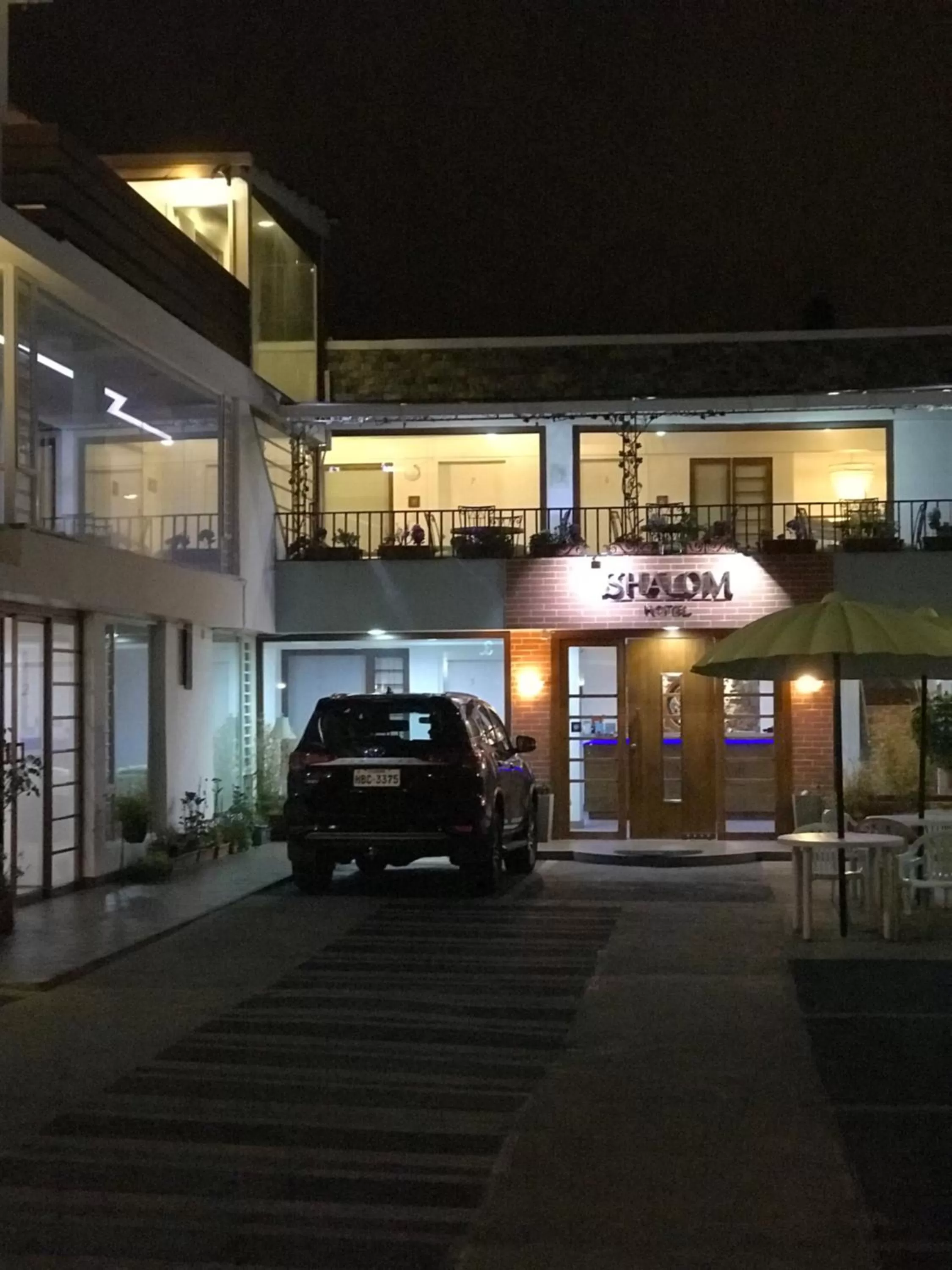 Facade/entrance in Hotel Shalom