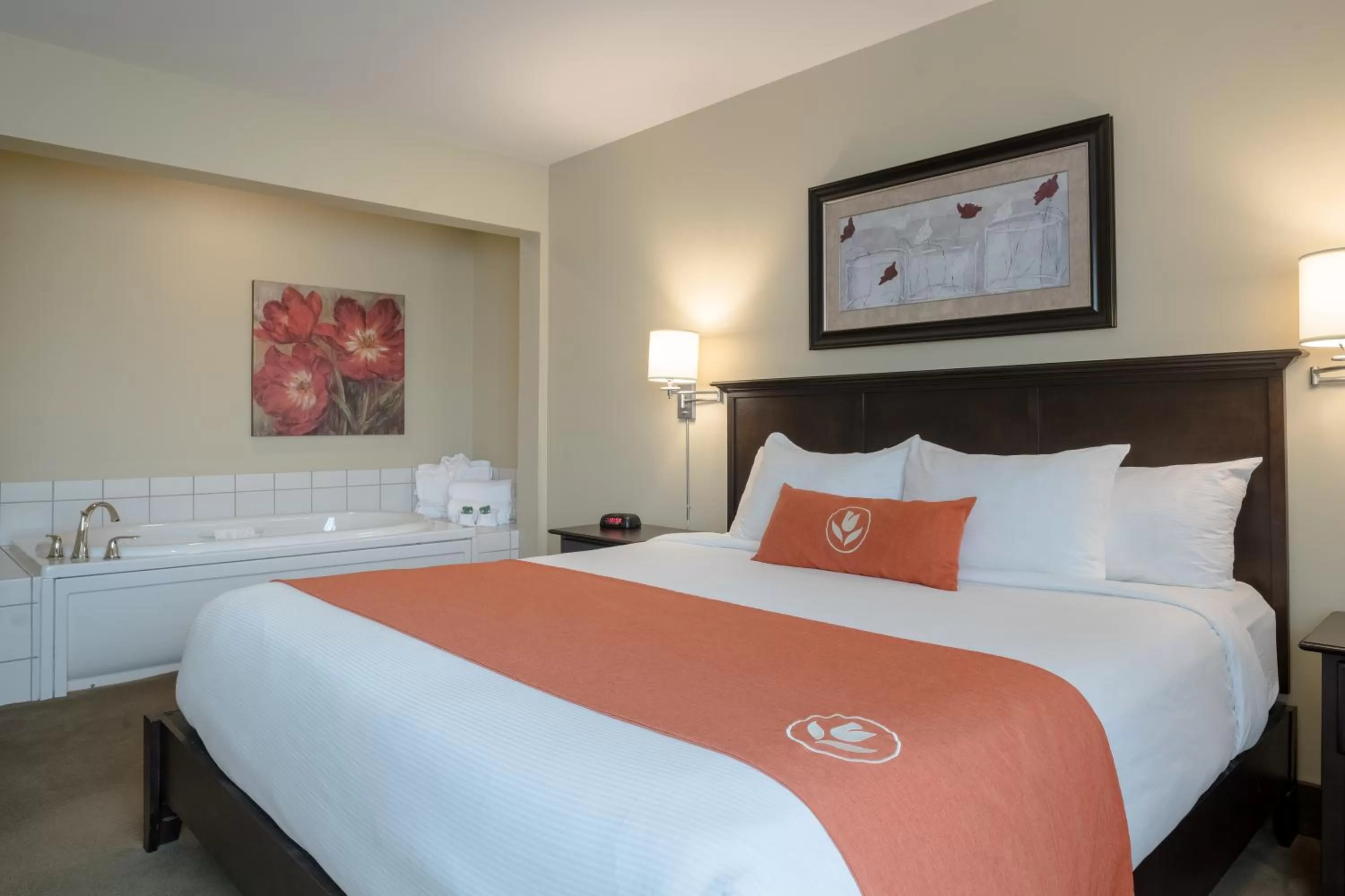 Bed in Amsterdam Inn & Suites Sussex