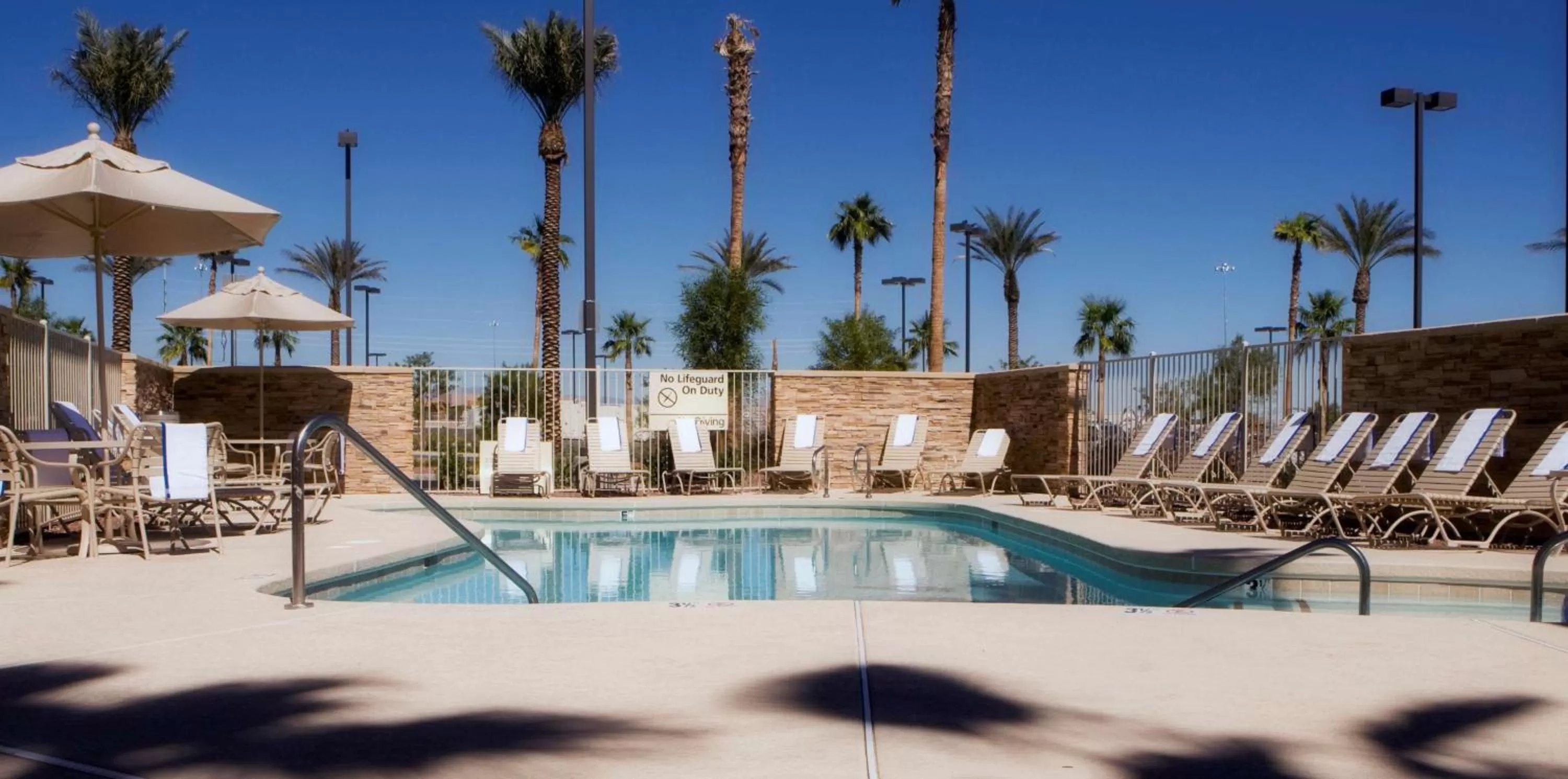 Pool view in Hampton Inn & Suites Las Vegas-Red Rock/Summerlin