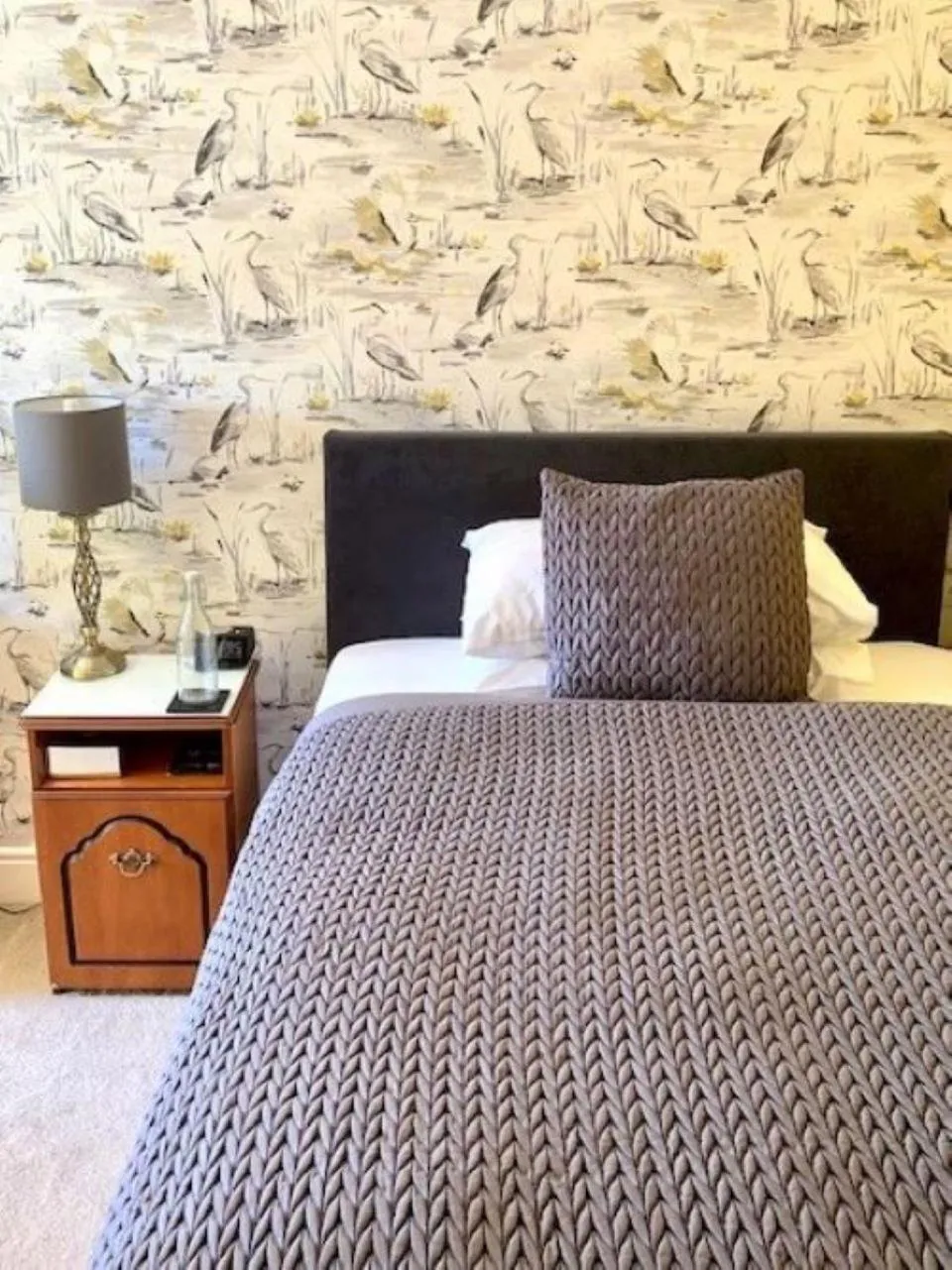 Bedroom, Bed in Shelleven Guest House