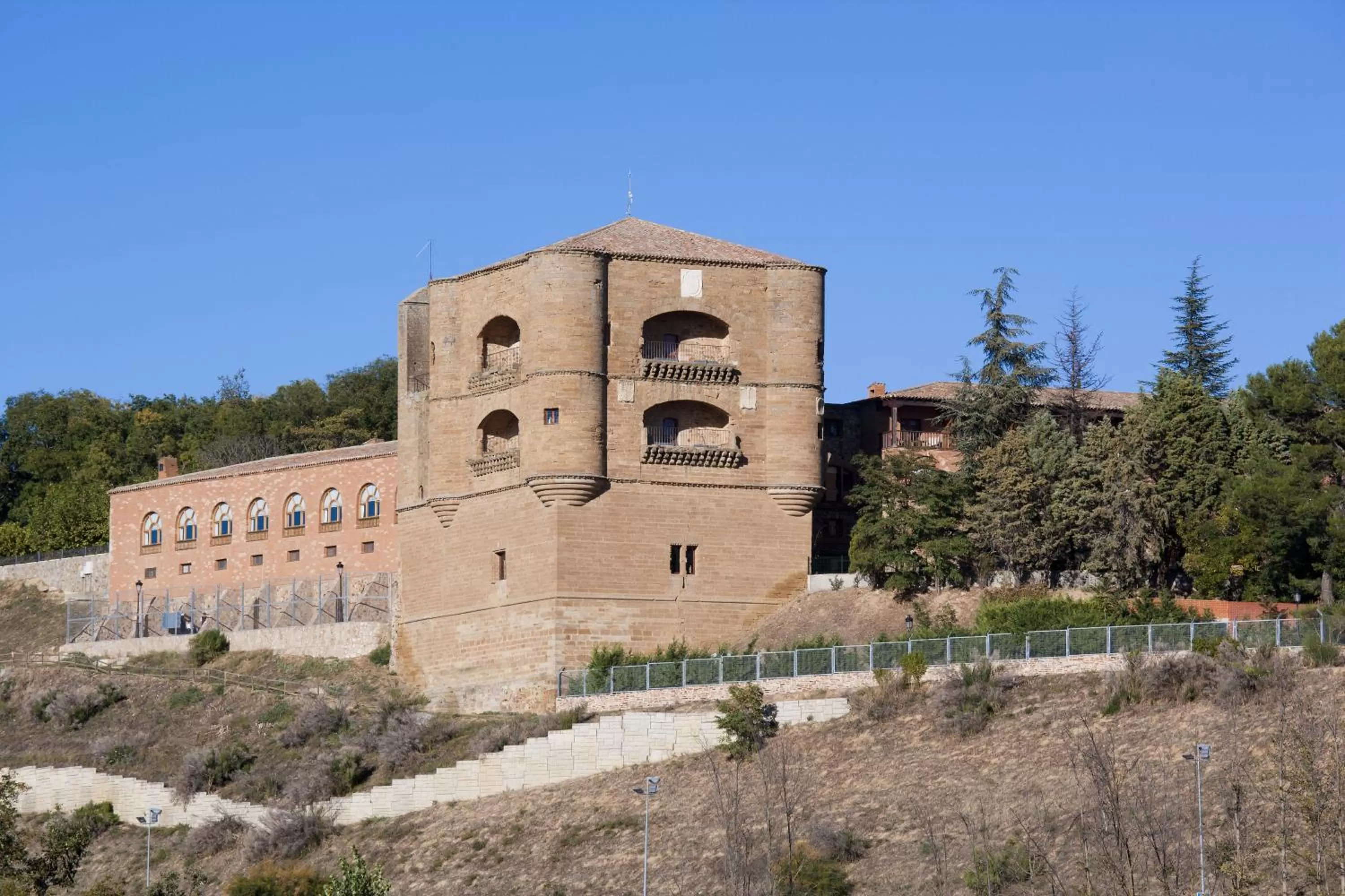 Facade/entrance in Parador de Benavente