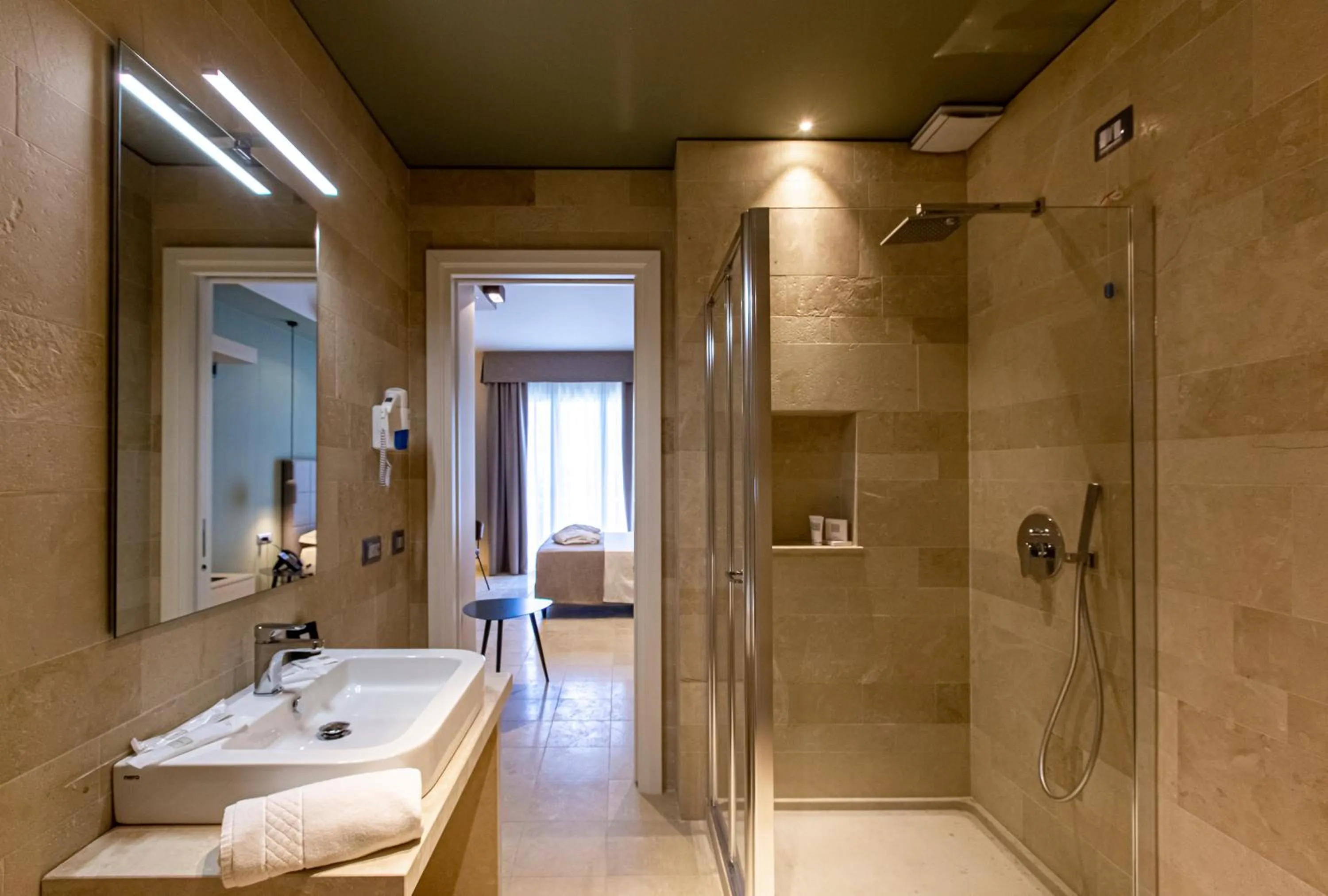 Bathroom in Charme SIMON BOLIVAR