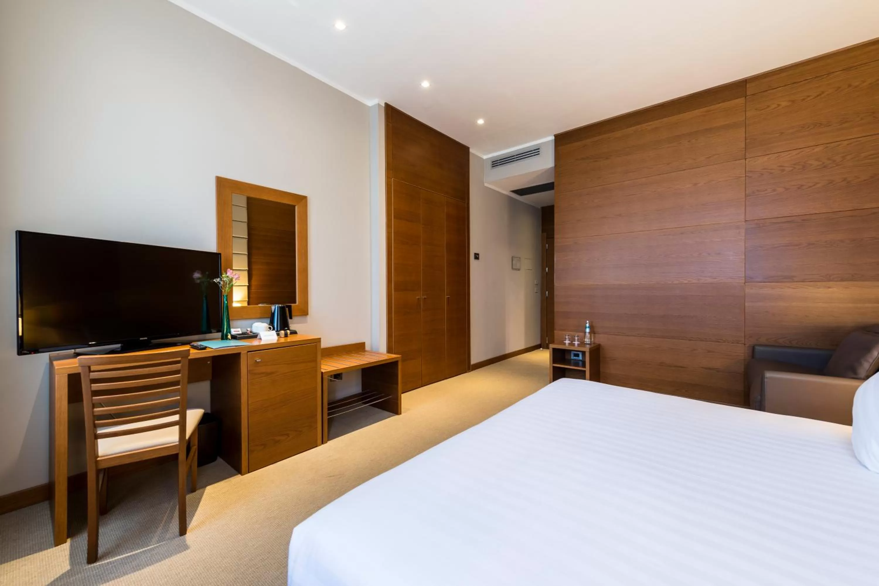 TV and multimedia, Bed in Occidental Aurelia