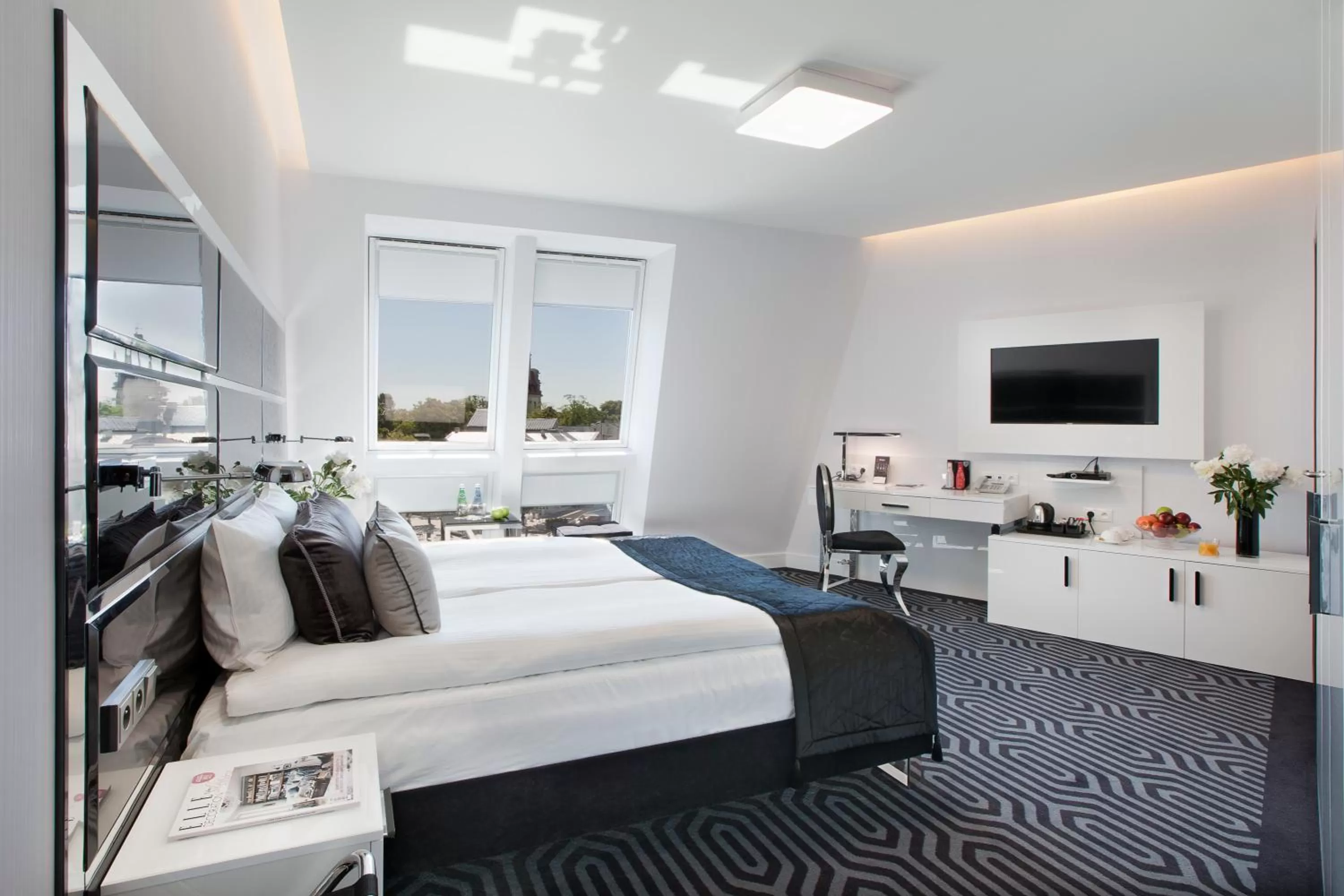 Bed in Bayjonn Boutique Hotel