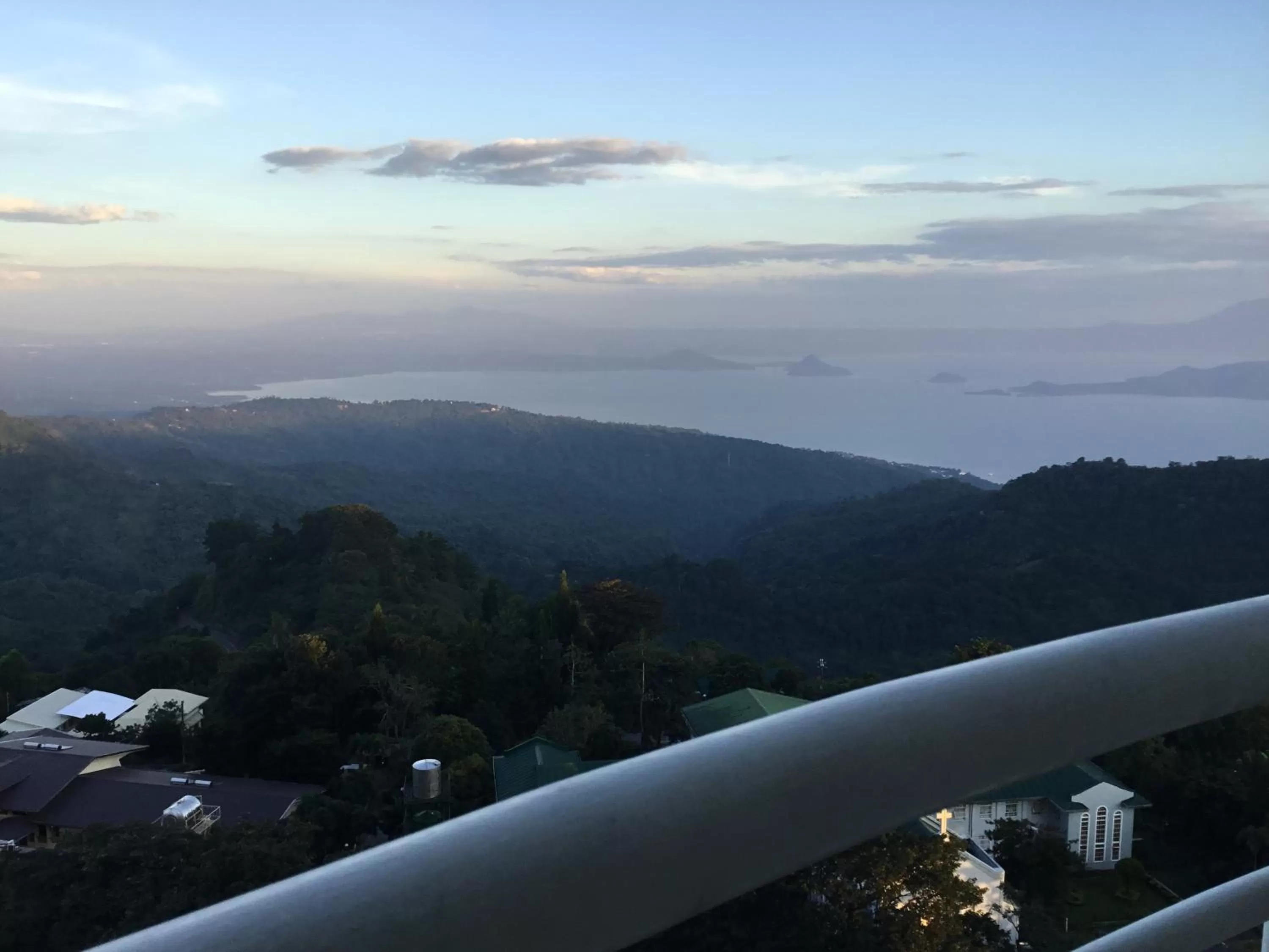 Condo with Free Swimming Pool & Viewing Deck