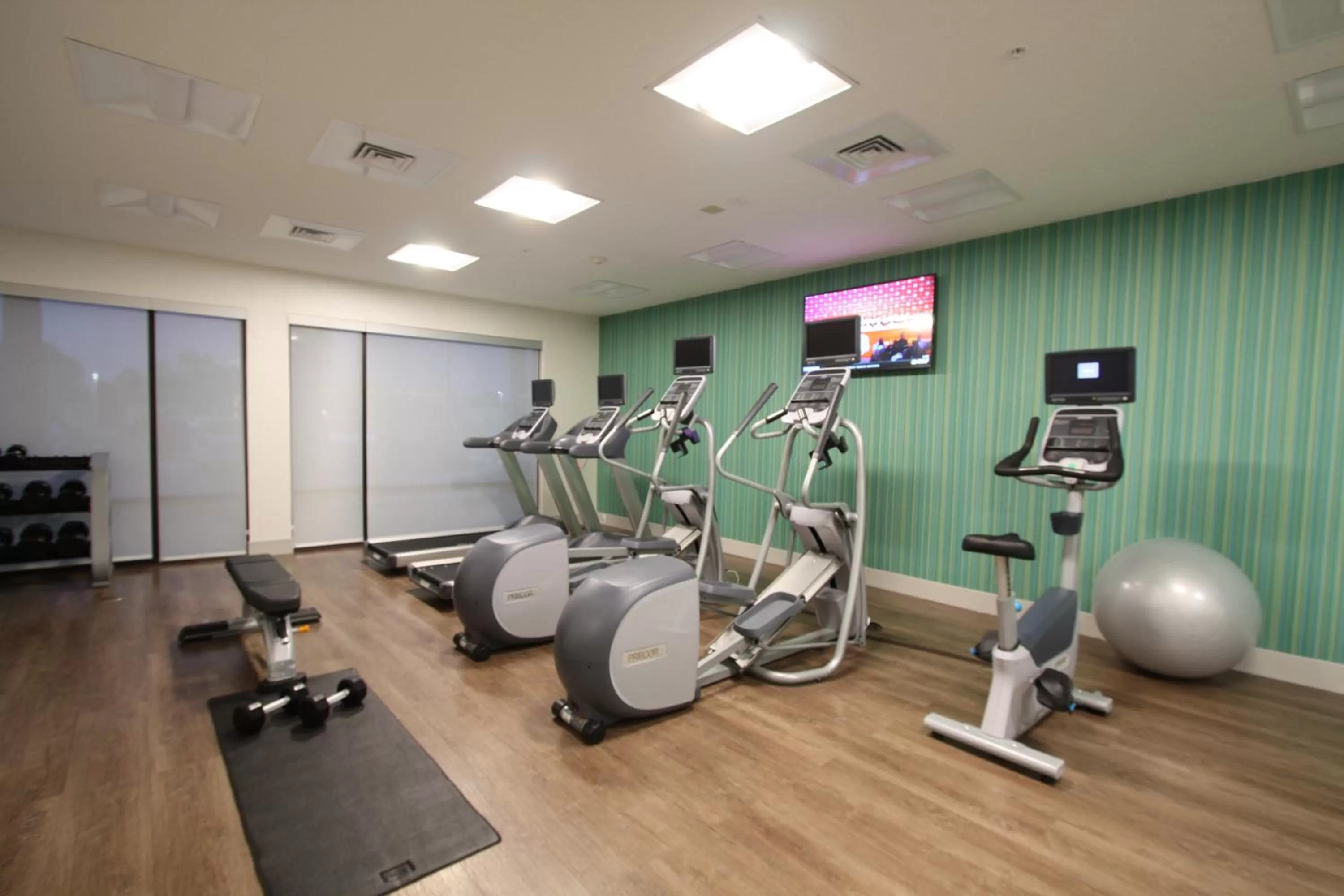 Fitness centre/facilities in Holiday Inn Express & Suites Lakeland South by IHG