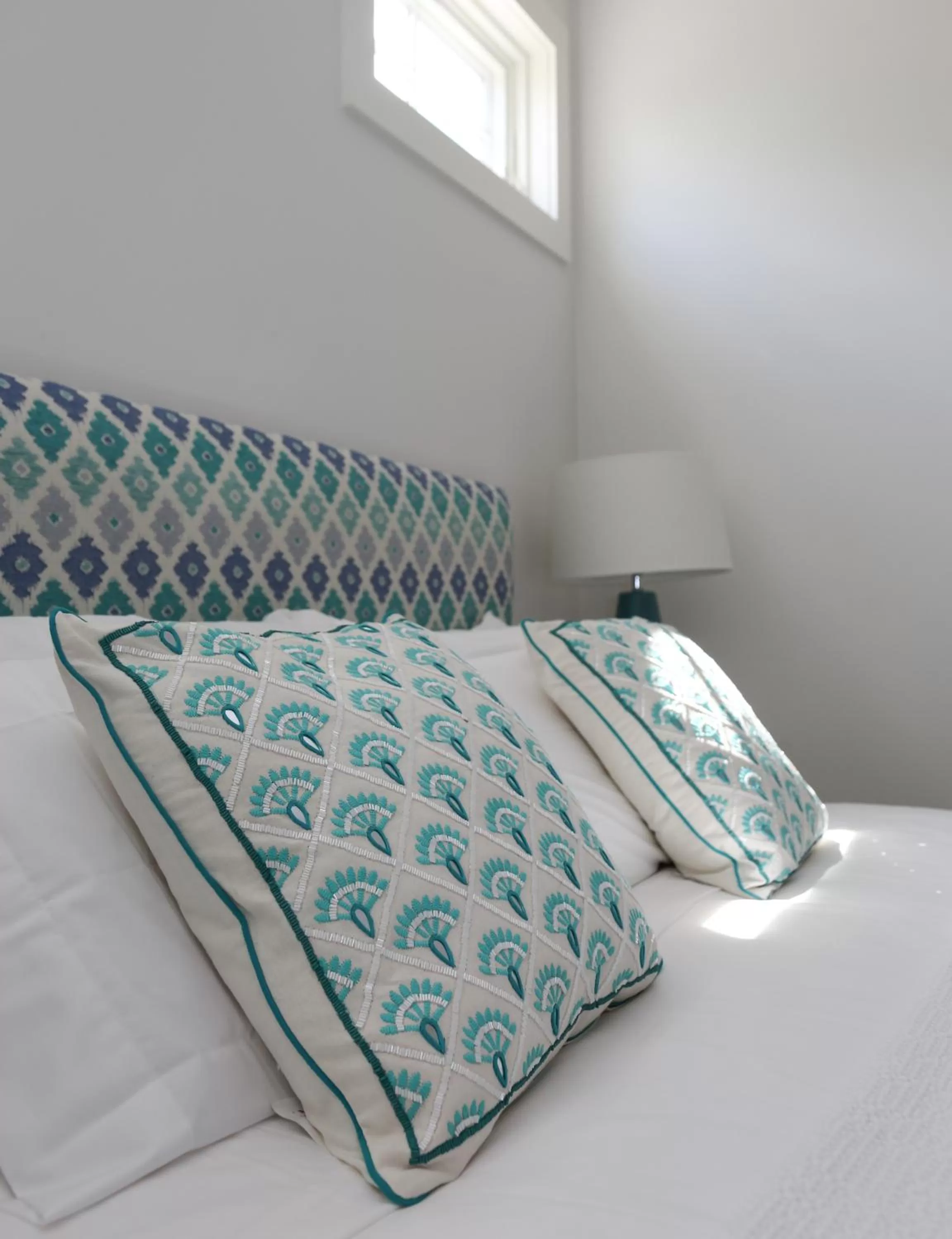 Bed in The Sea Breeze Inn