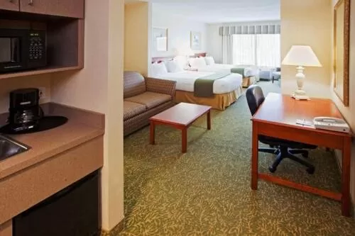 Holiday Inn Express Hotel & Suites Hagerstown by IHG
