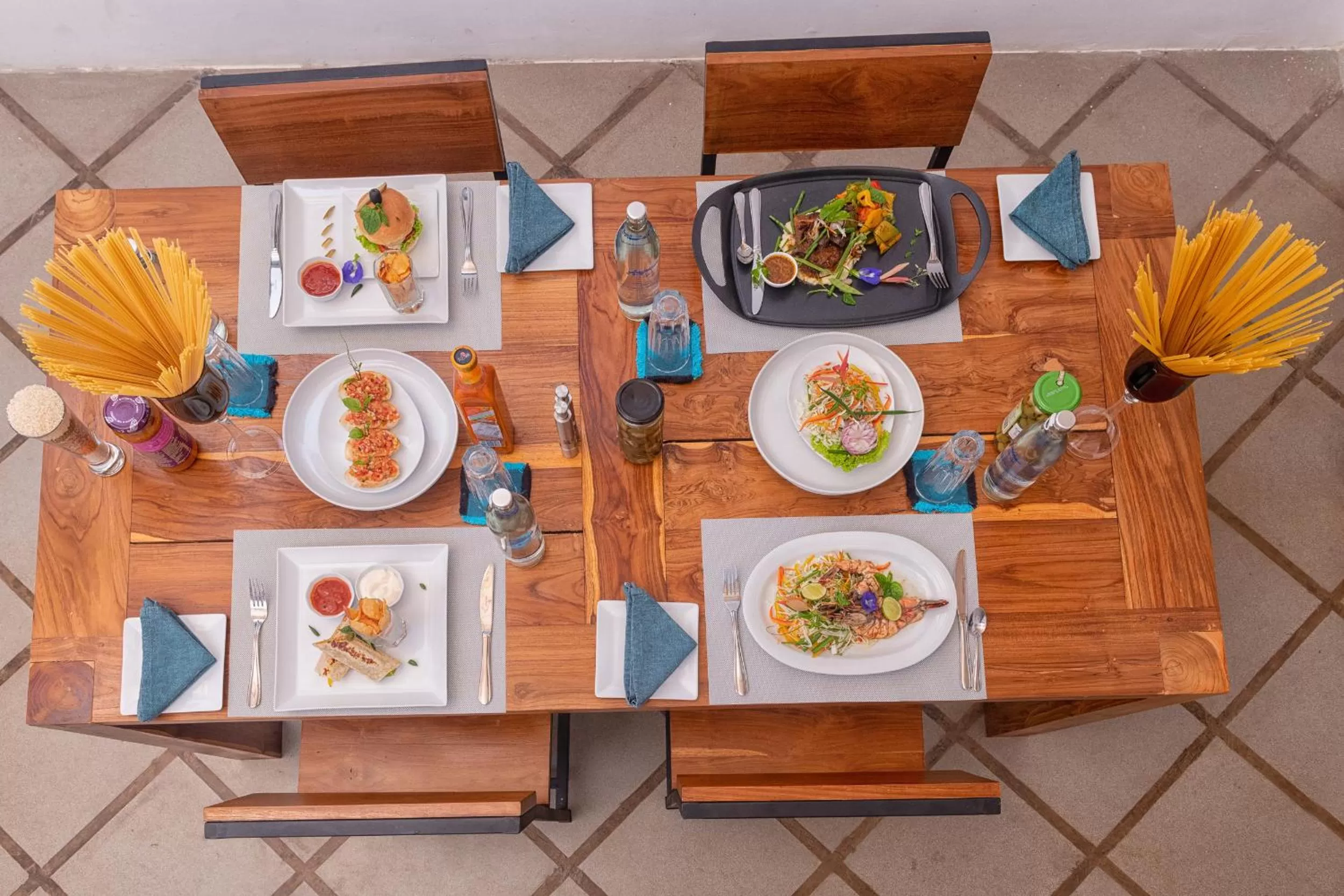 Food in Aryana Boutique Hotel