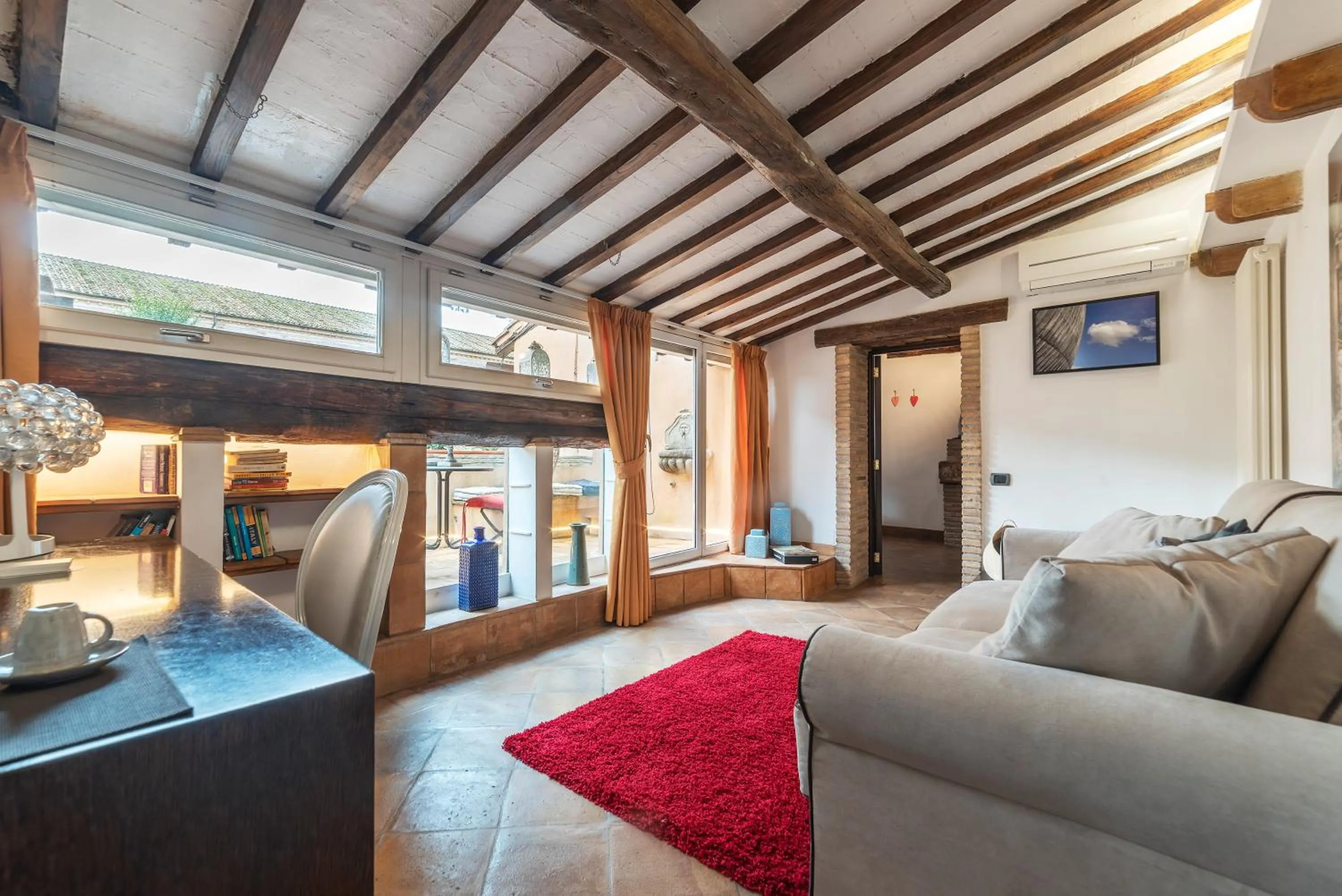 Living room in Luxury Trastevere