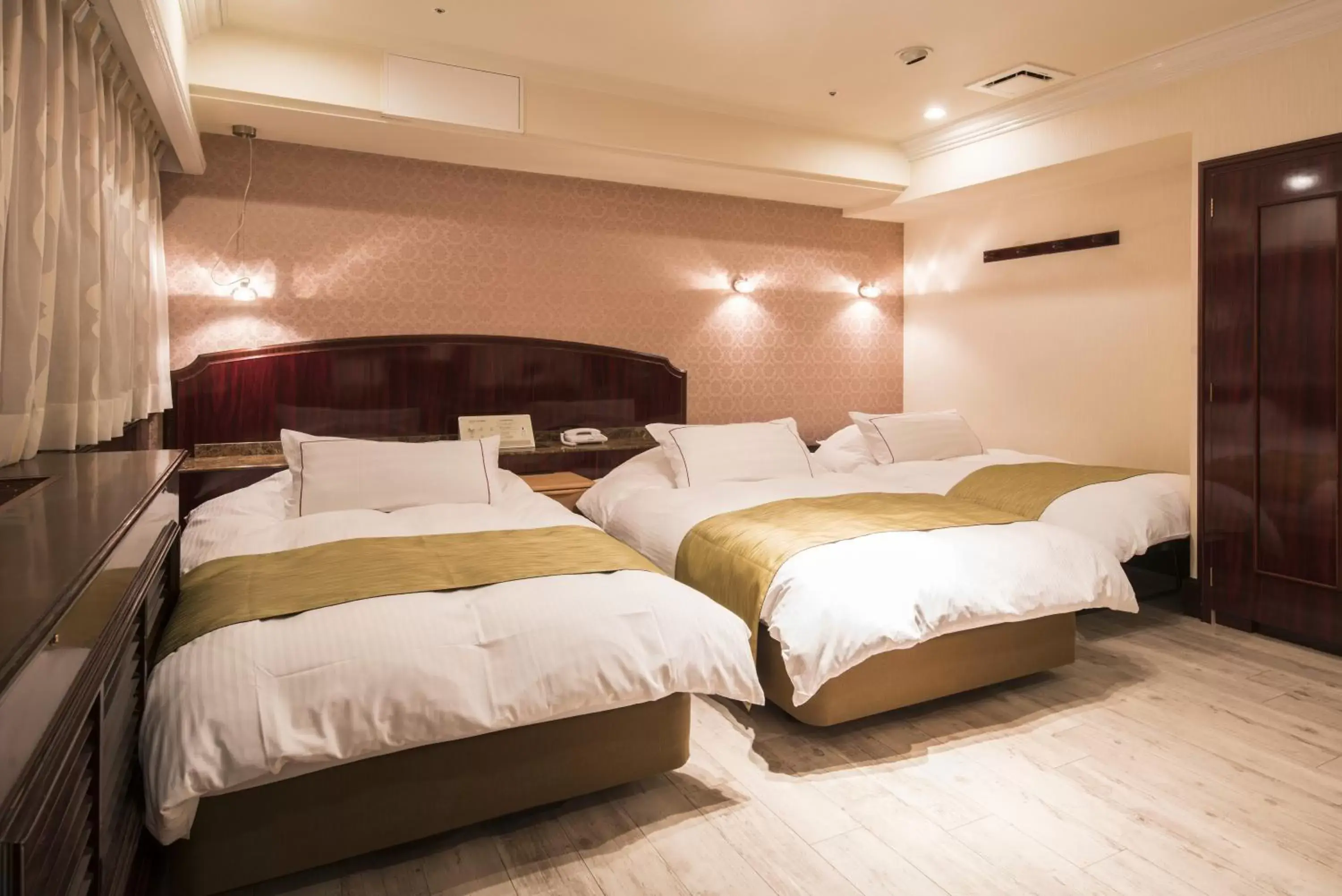 Triple Room in Hotel Alps Triple Room in Hotel Alps