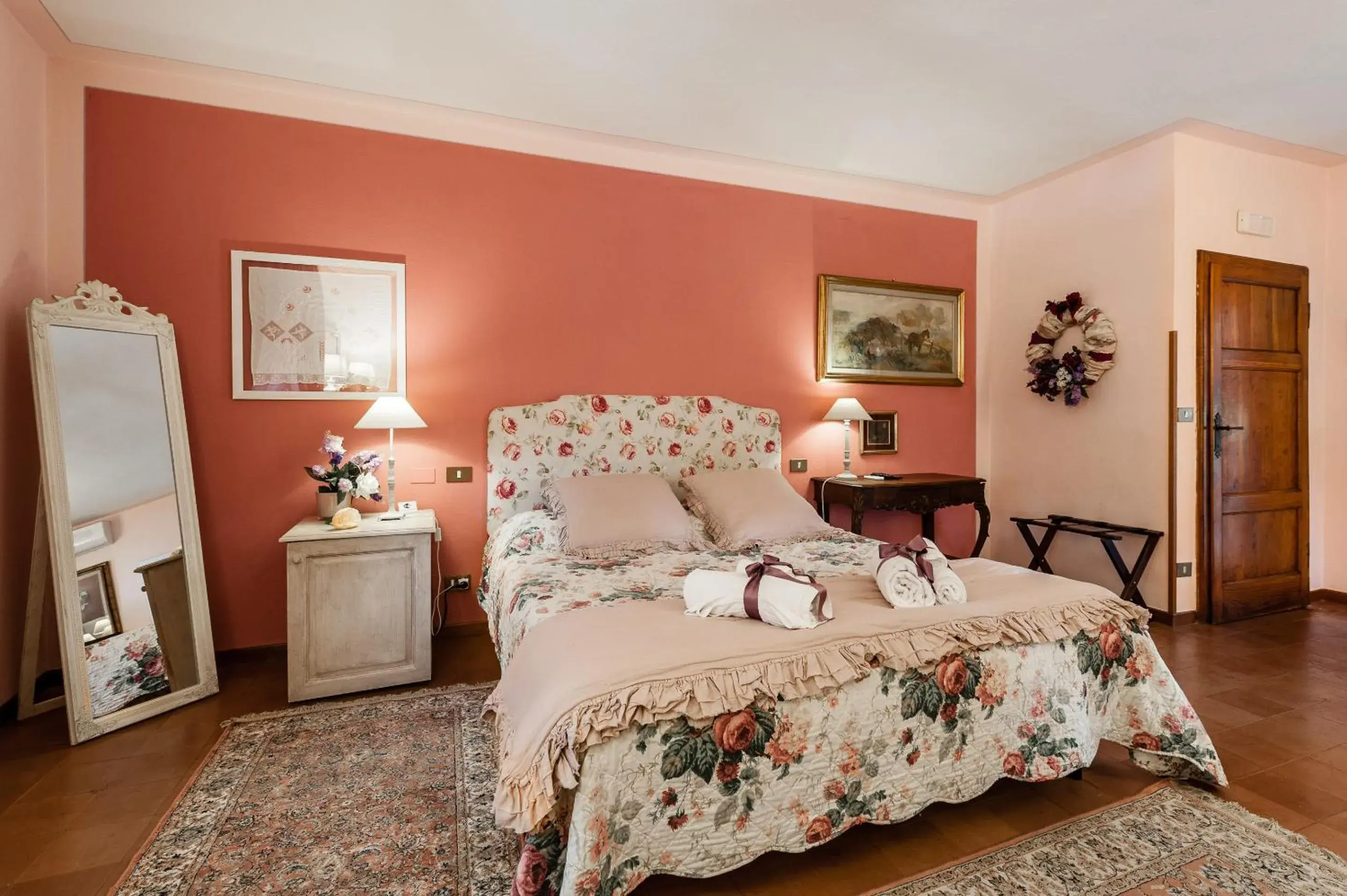 Superior Double Room in Giardino della Pieve Relais- Adult Only Superior Double Room in Giardino della Pieve Relais- Adult Only