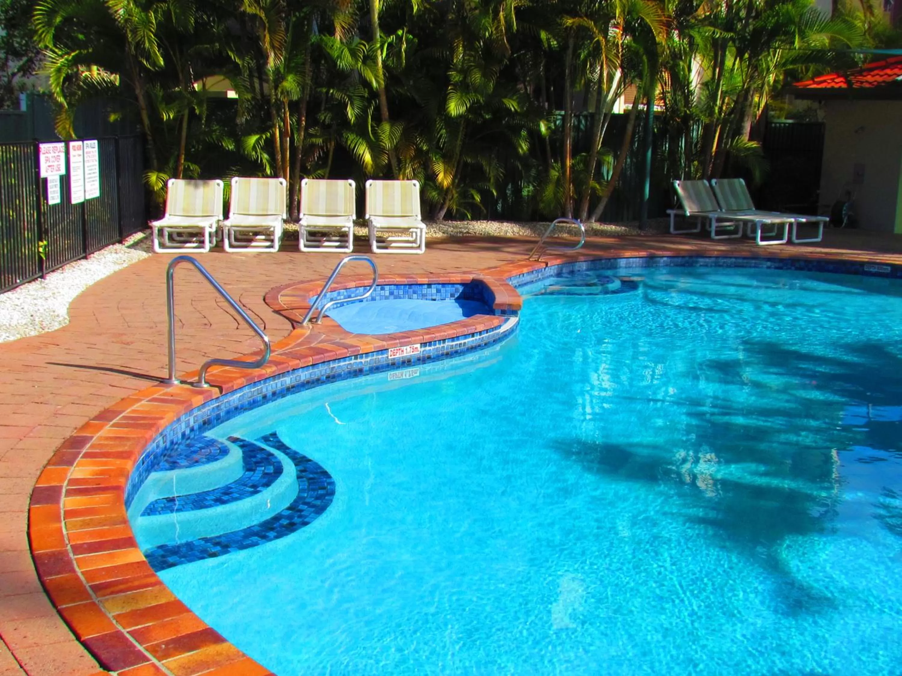 Swimming pool in Bayview Waters Apartments