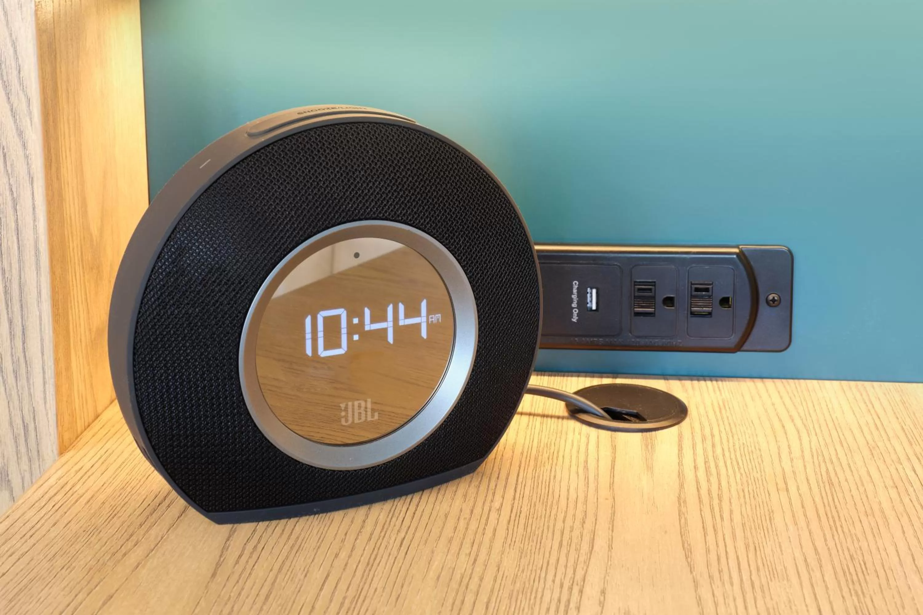 TV and multimedia in OUTRIGGER Waikiki Beachcomber Hotel