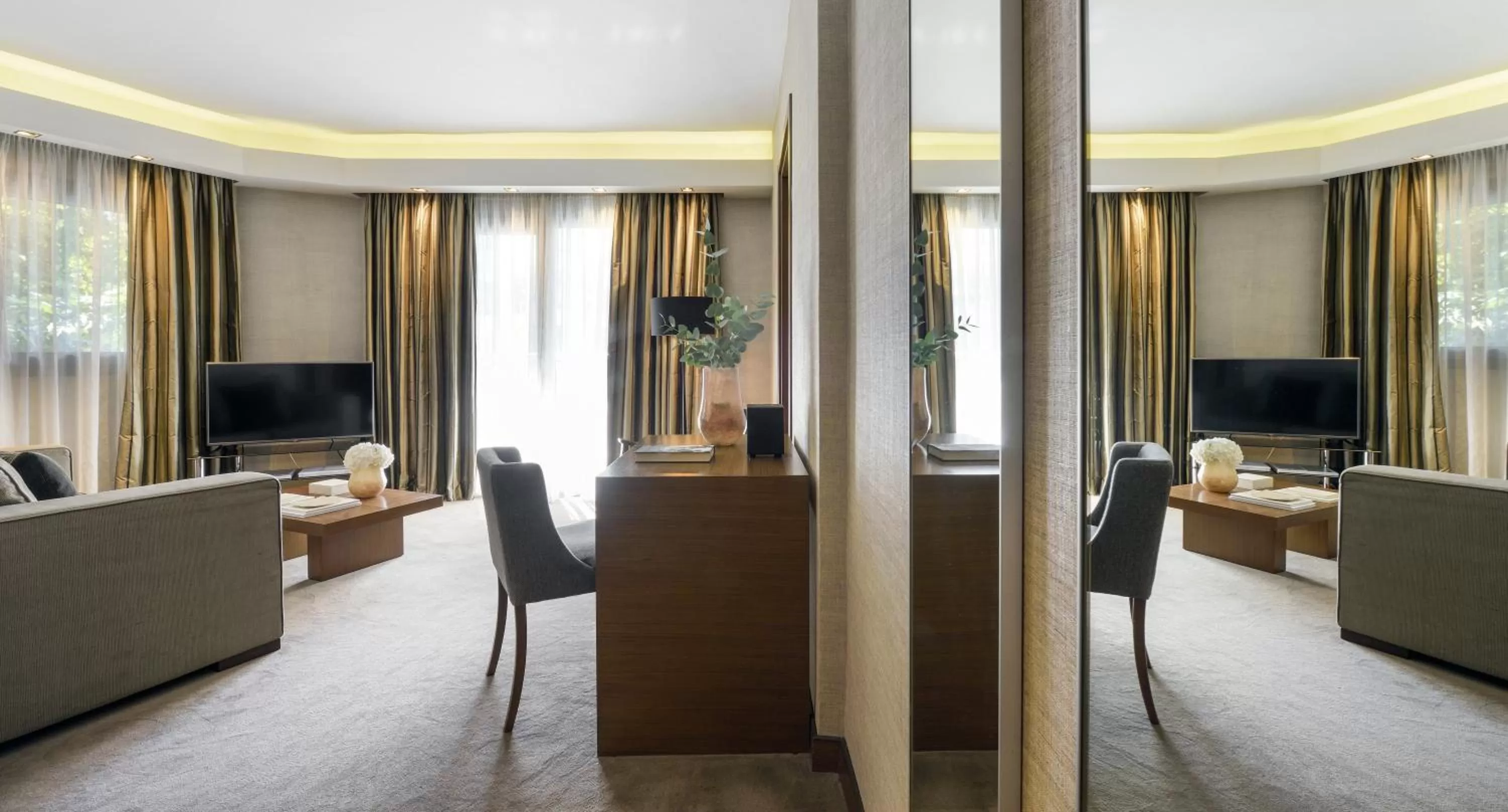 TV and multimedia in Anatolia Hotel