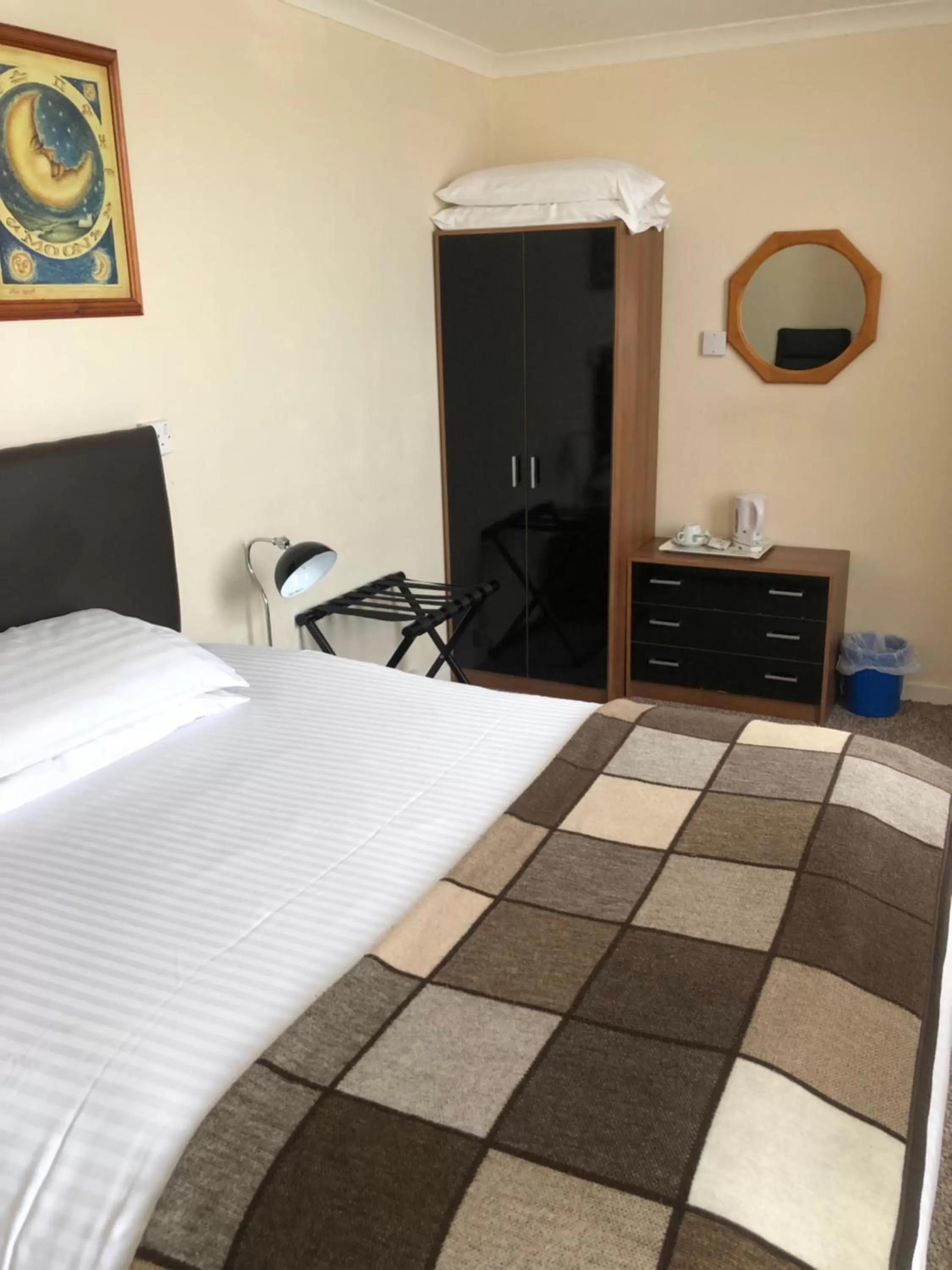 Bed in The Hunt Lodge