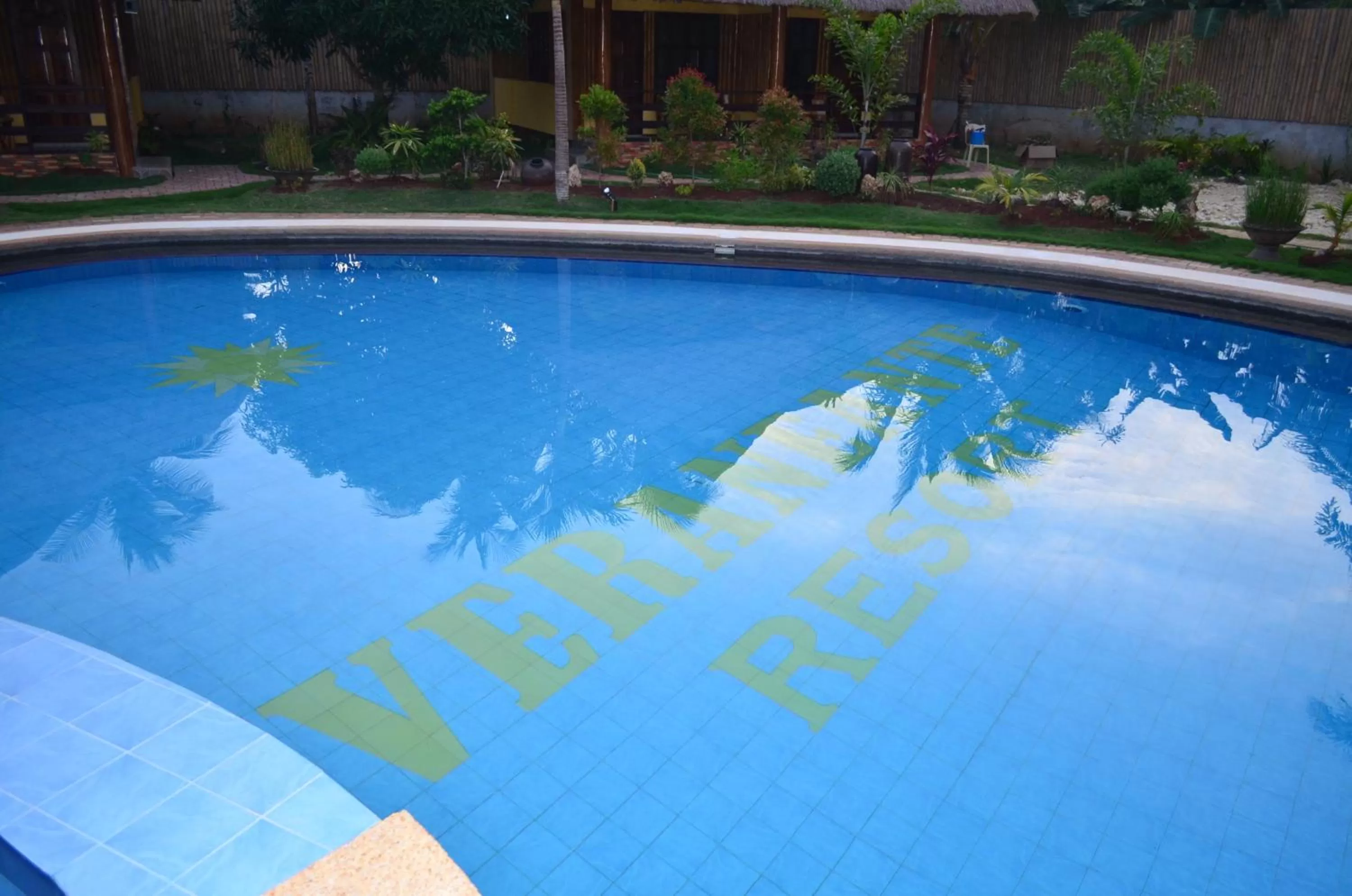 Swimming pool in Veraneante Resort