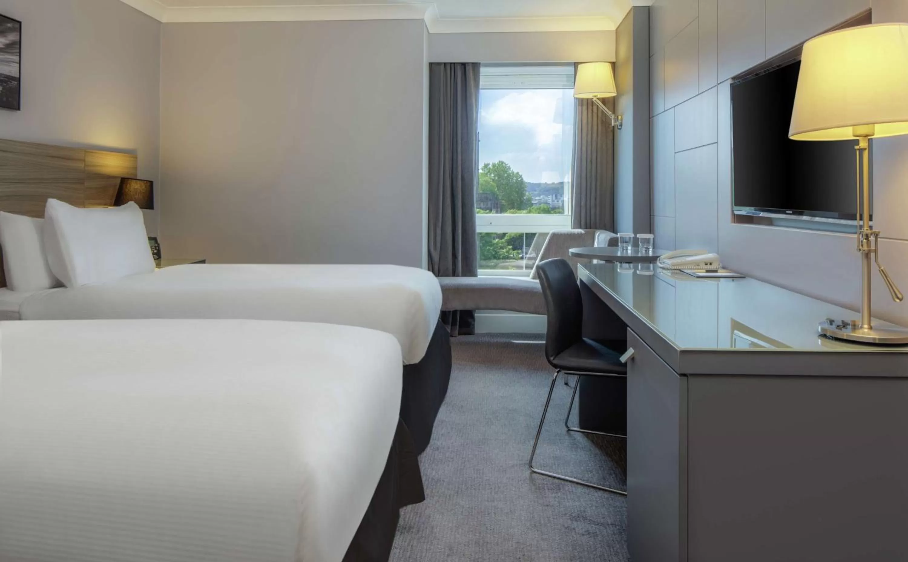 Bedroom, Bed in DoubleTree by Hilton Bristol City Centre