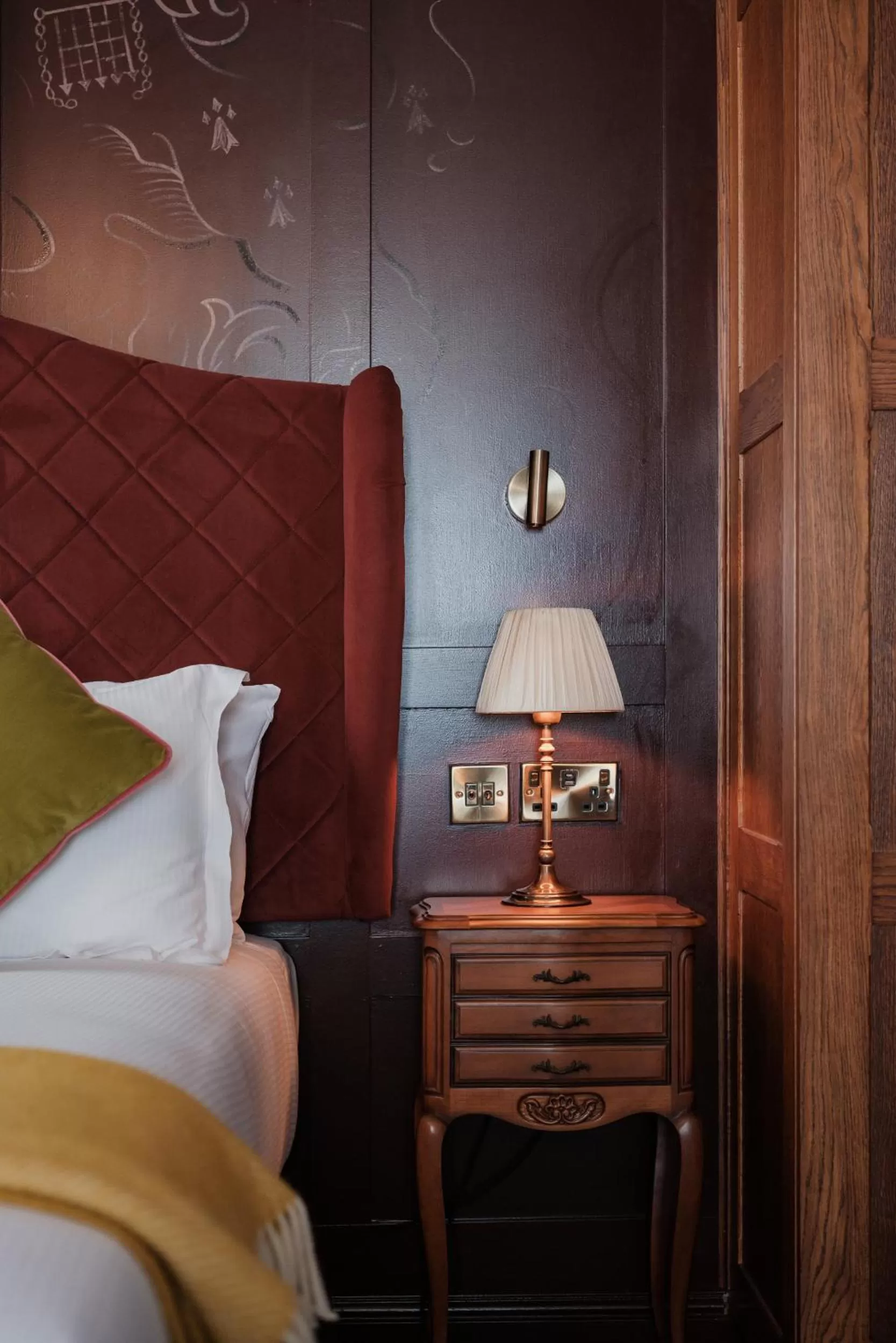 Bed in The Sanctuary House Hotel