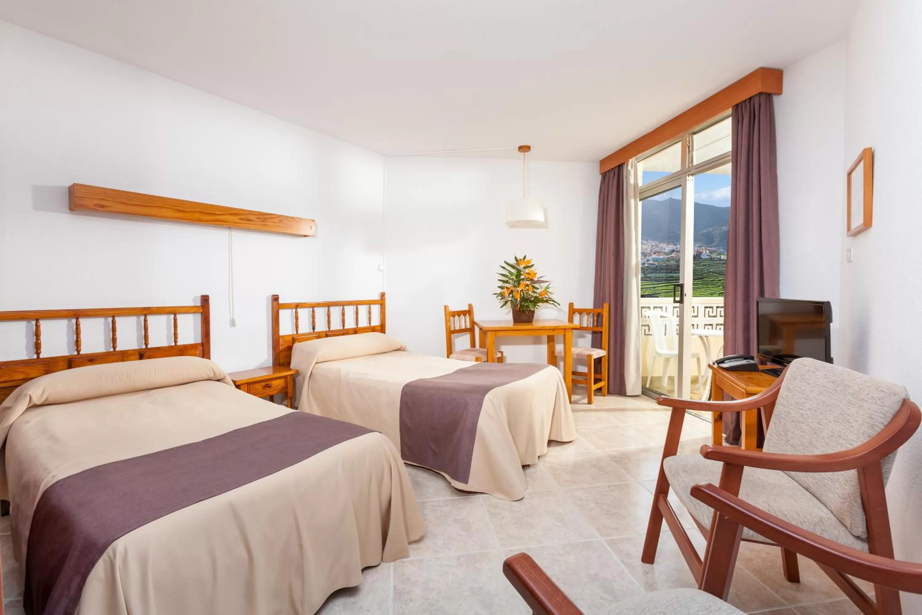 Photo of the whole room, Bed in Hotel Panoramica Garden