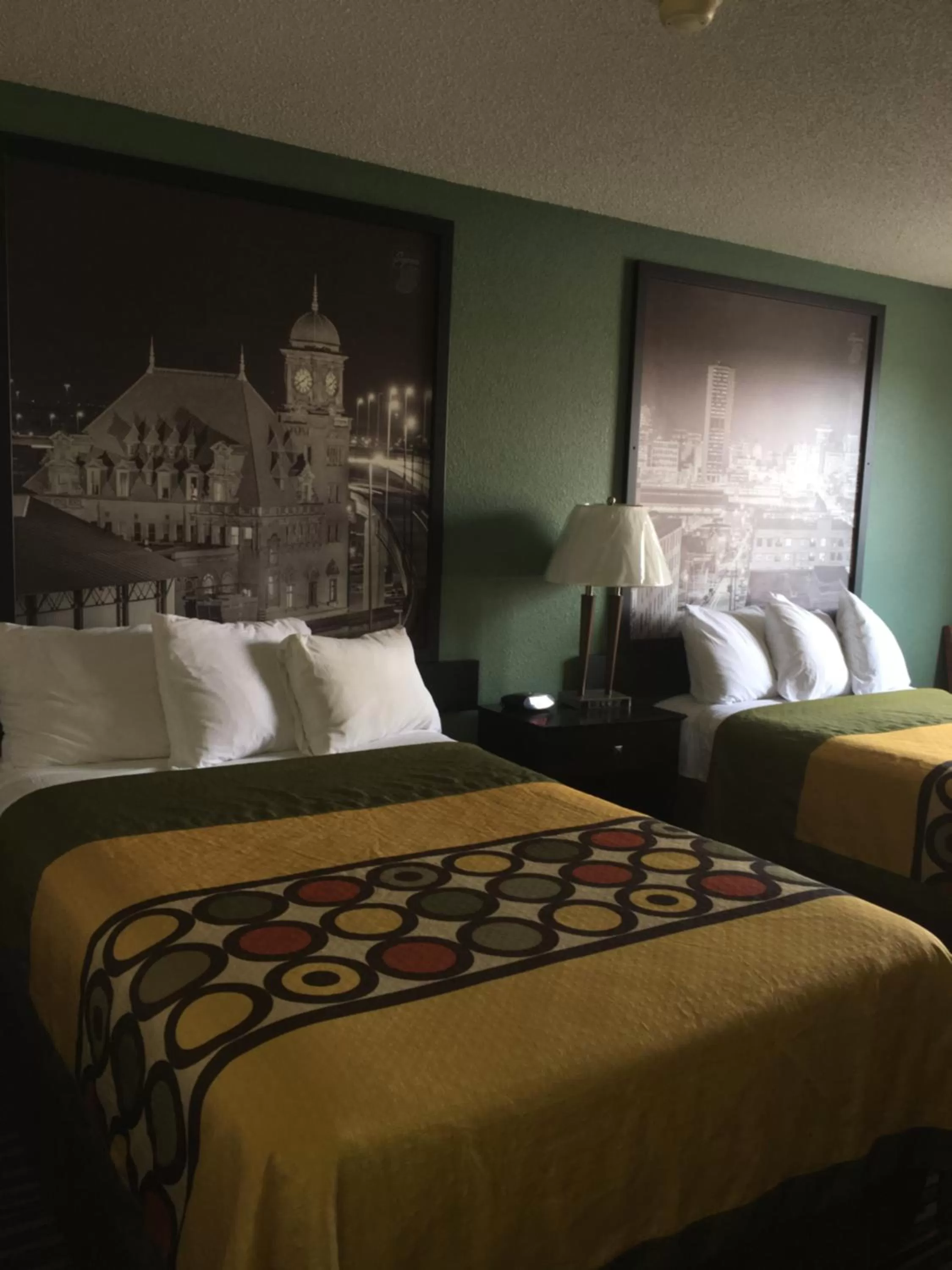Bed in Super 8 by Wyndham Richmond Midlothian Turnpike