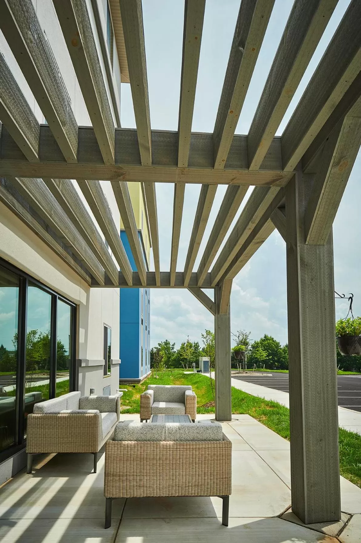 Patio in MainStay Suites Carlisle - Harrisburg