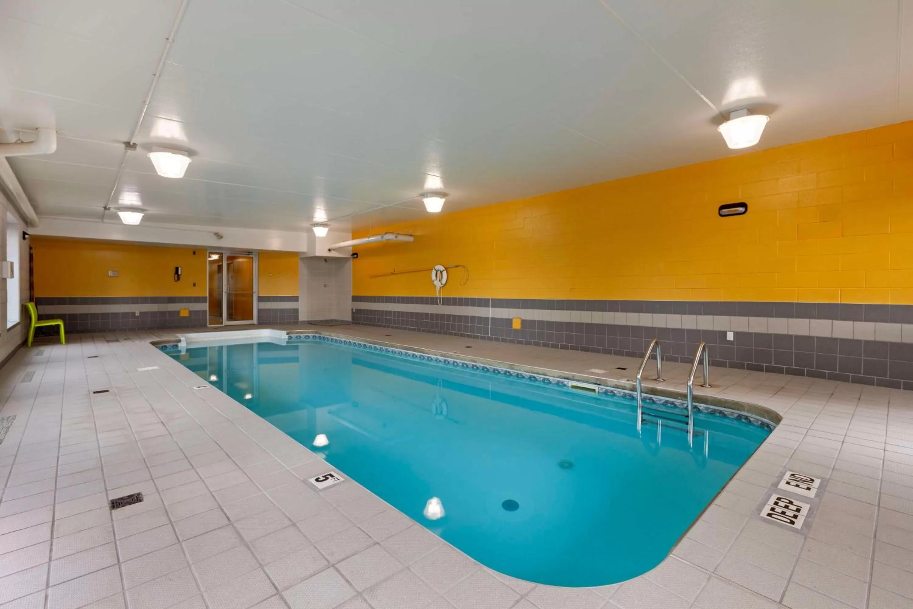 Pool view in Best Western Milton