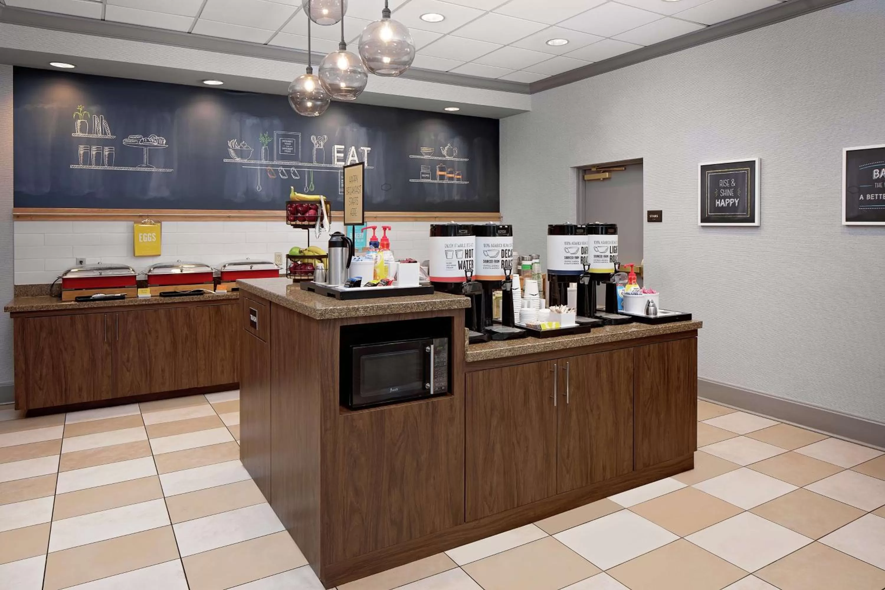 Restaurant/places to eat in Hampton Inn Louisville Downtown