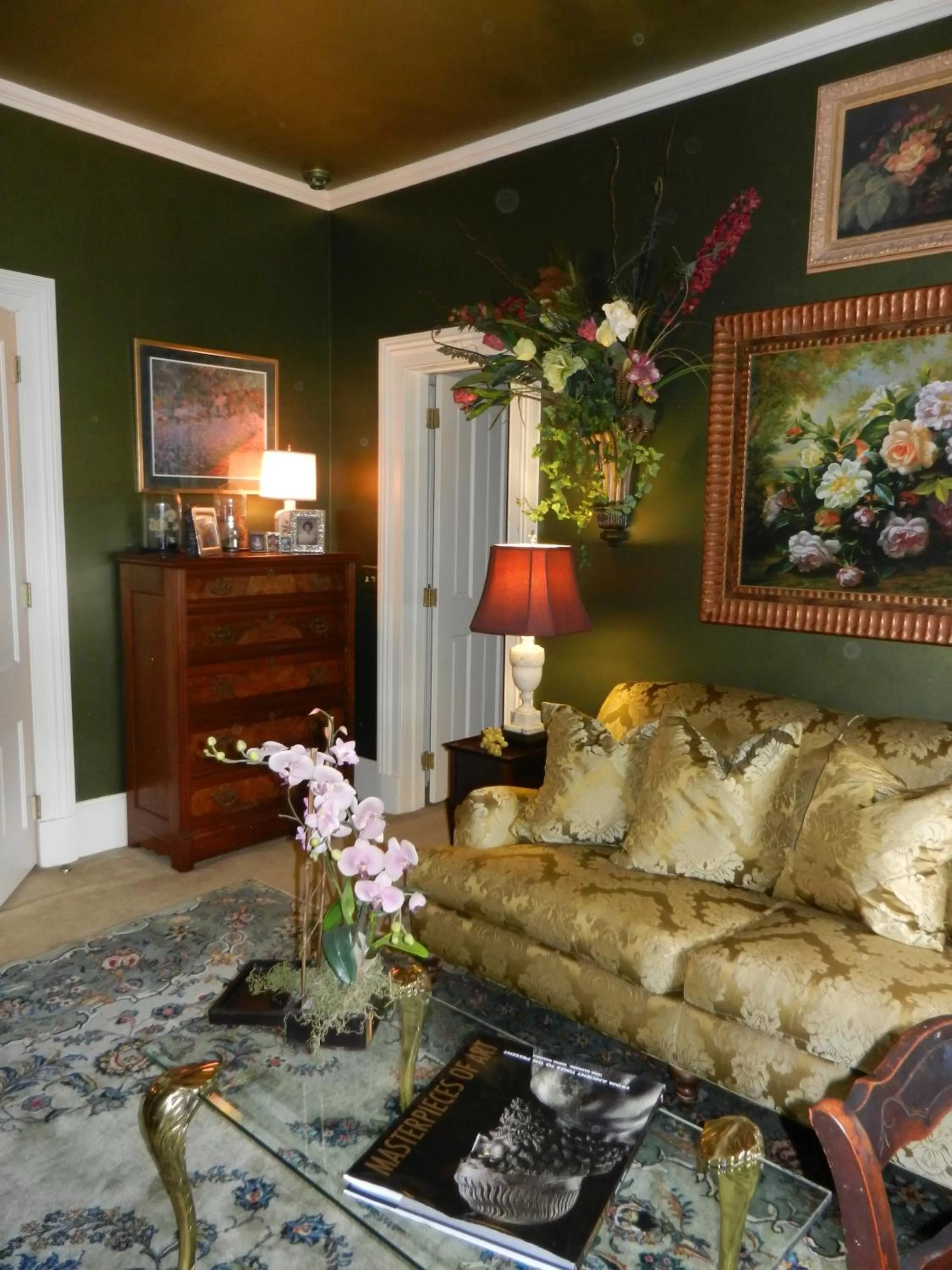 Other, Seating Area in 22 Charlotte