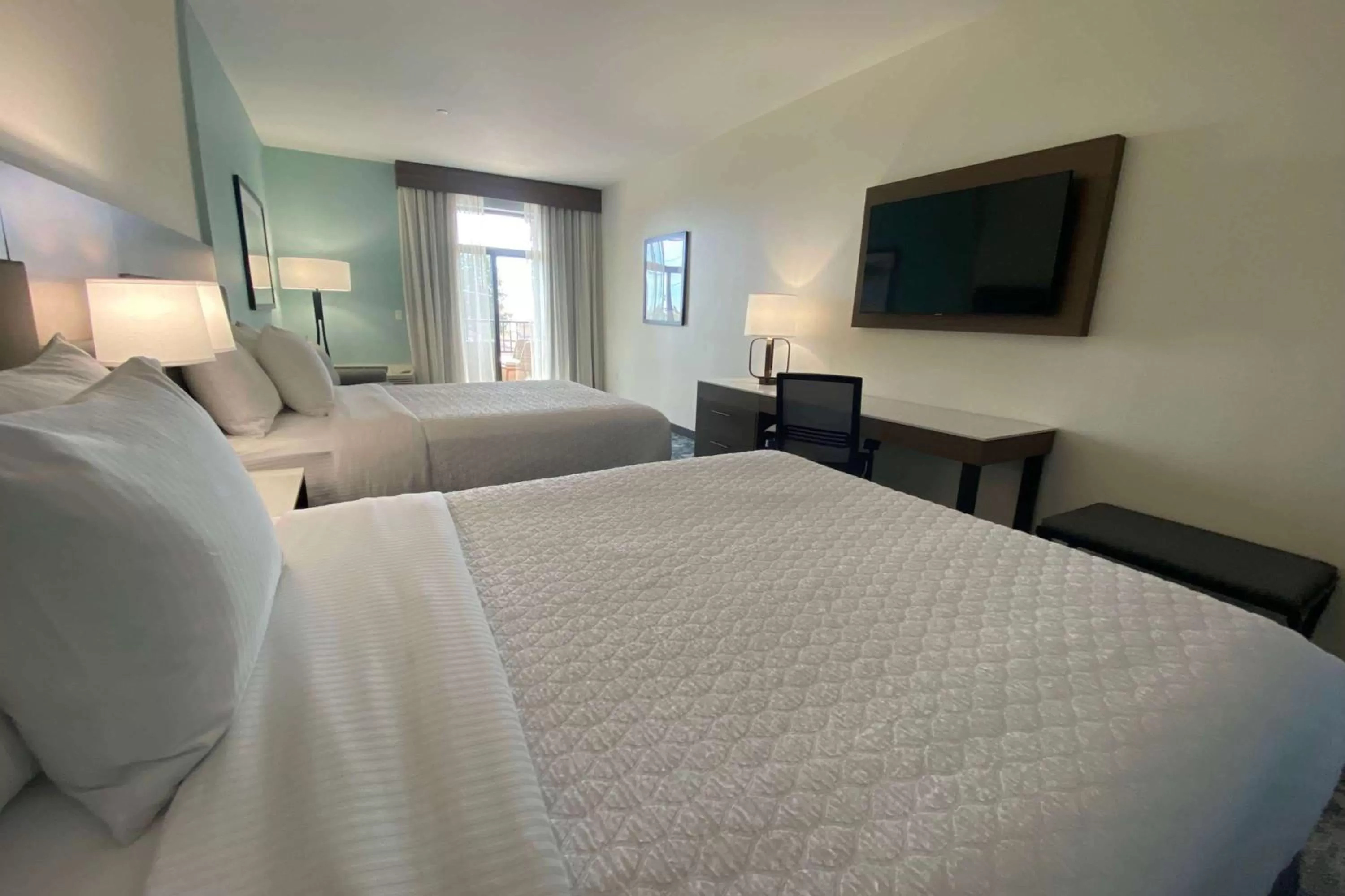 Queen Room with Two Queen Beds and Bath Tub - Mobility Accessible/Non-Smoking in La Quinta Inn & Suites by Wyndham Santa Cruz