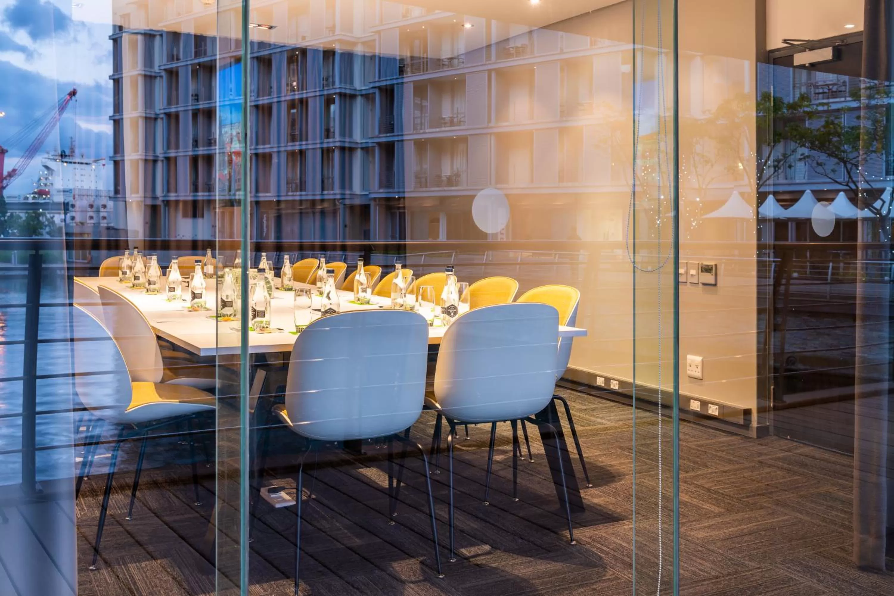 Banquet/Function facilities in aha Harbour Bridge Hotel & Suites