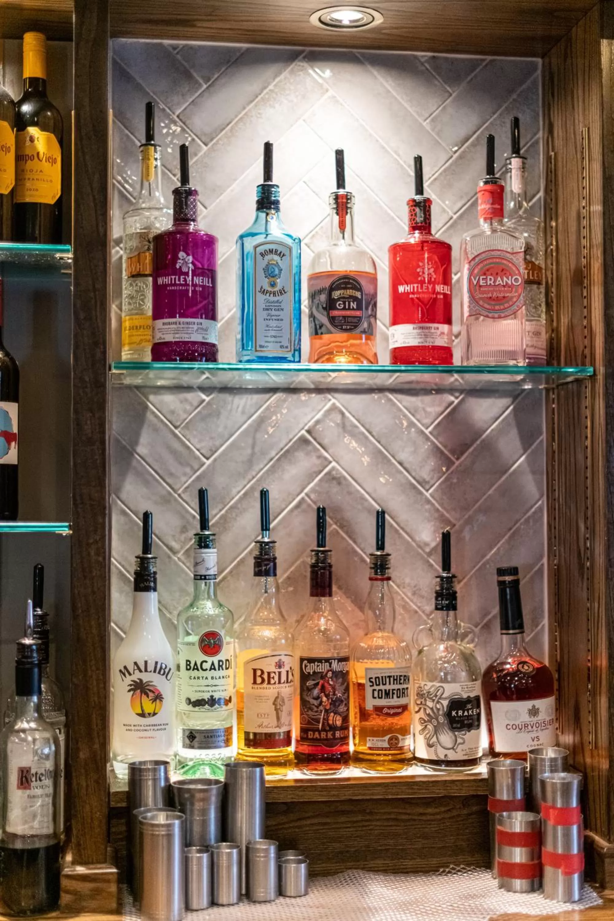 Drinks in The Railway by Innkeeper's Collection