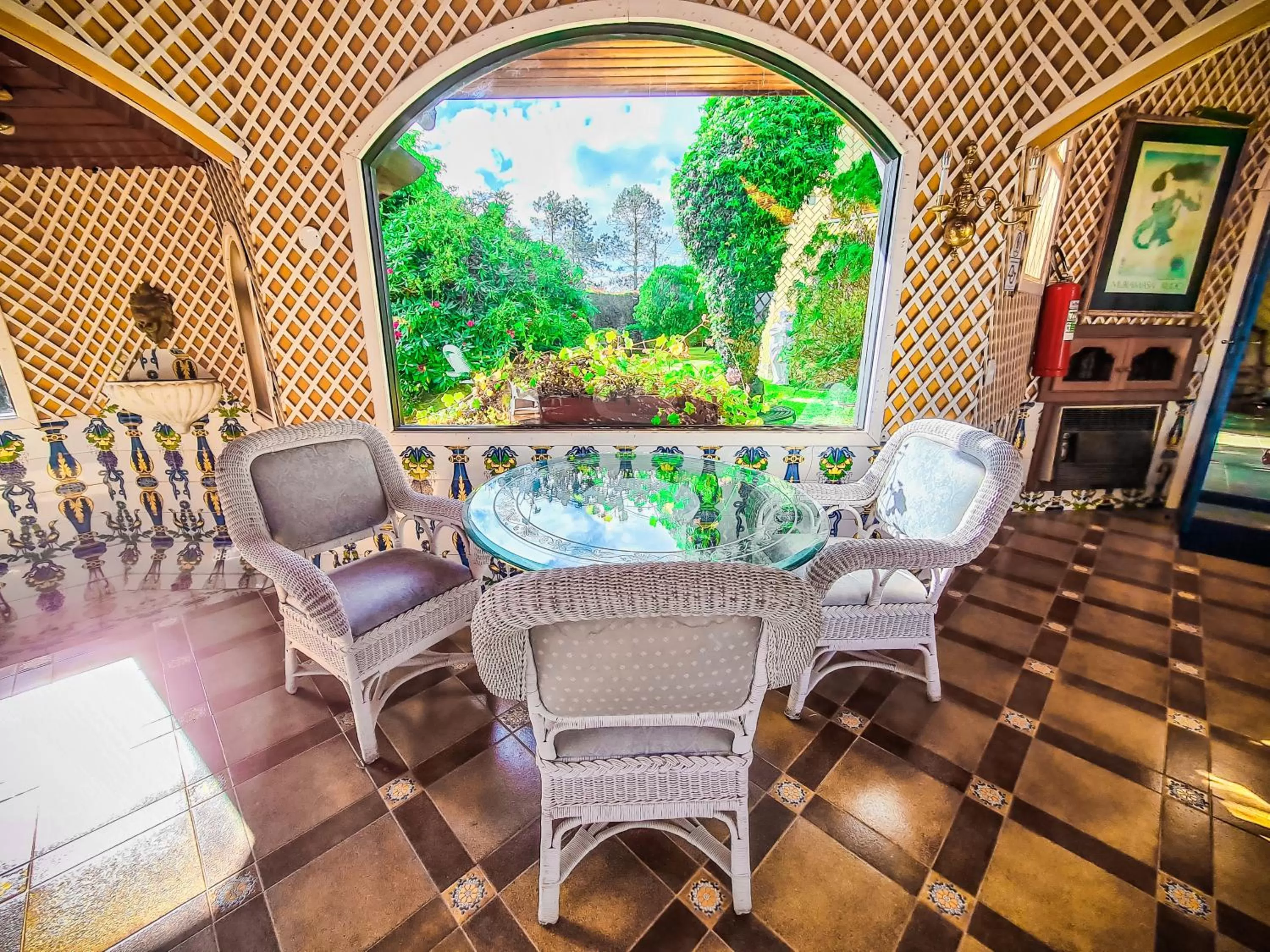 Property building in Hotel Castelo Nacional Inn Campos do Jordão