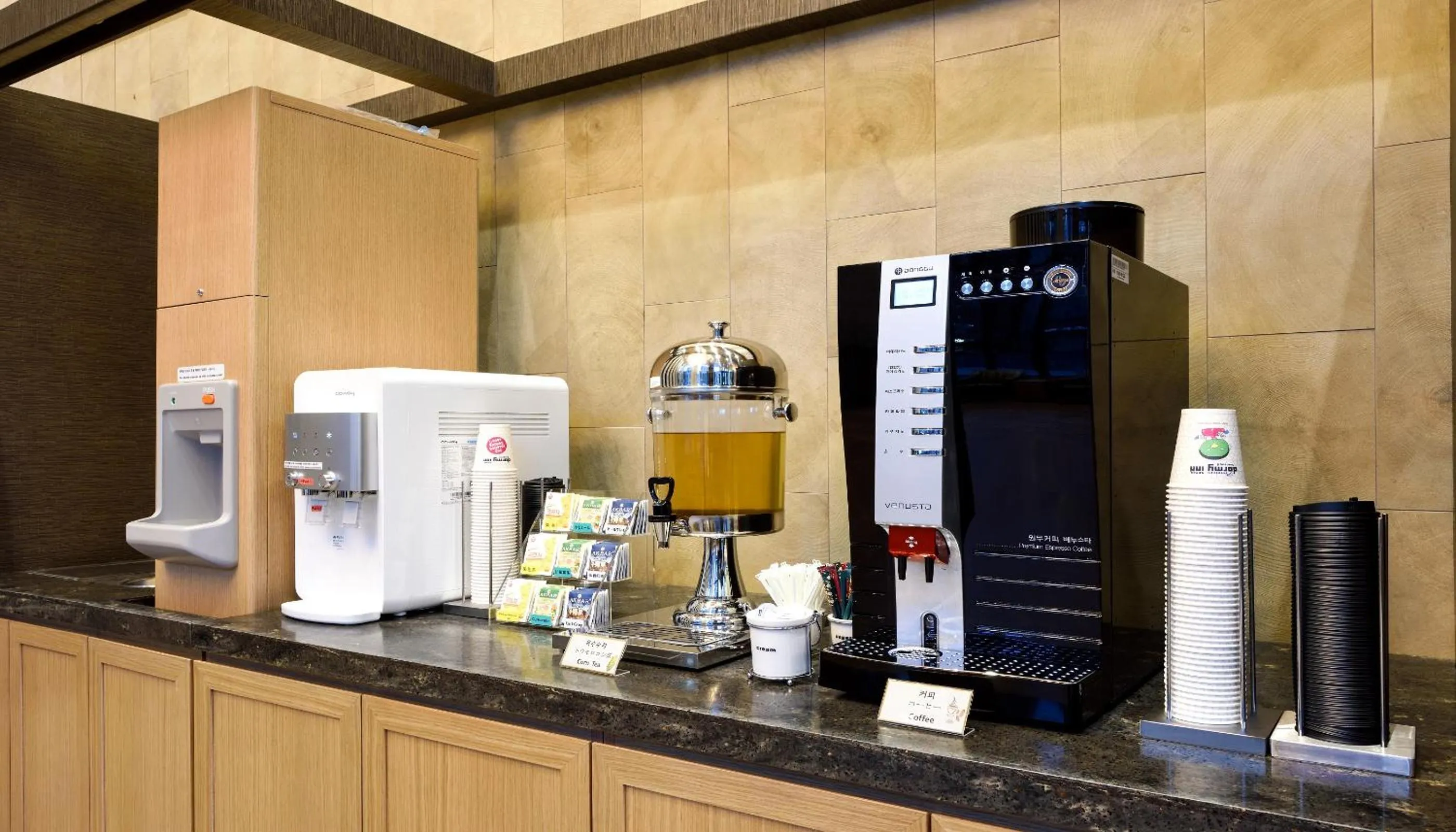 Drinks in Dormy Inn SEOUL Gangnam