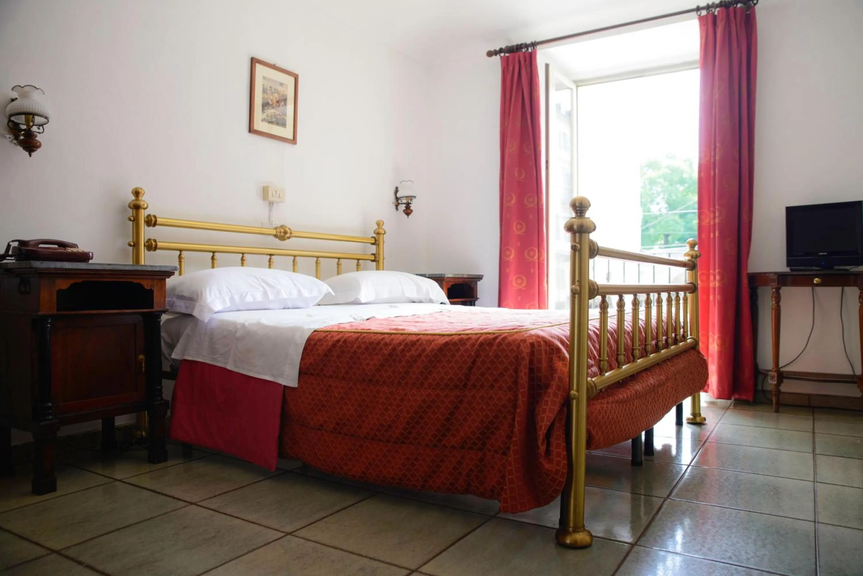 Day, Bed in Affittacamere Maison Napoleon